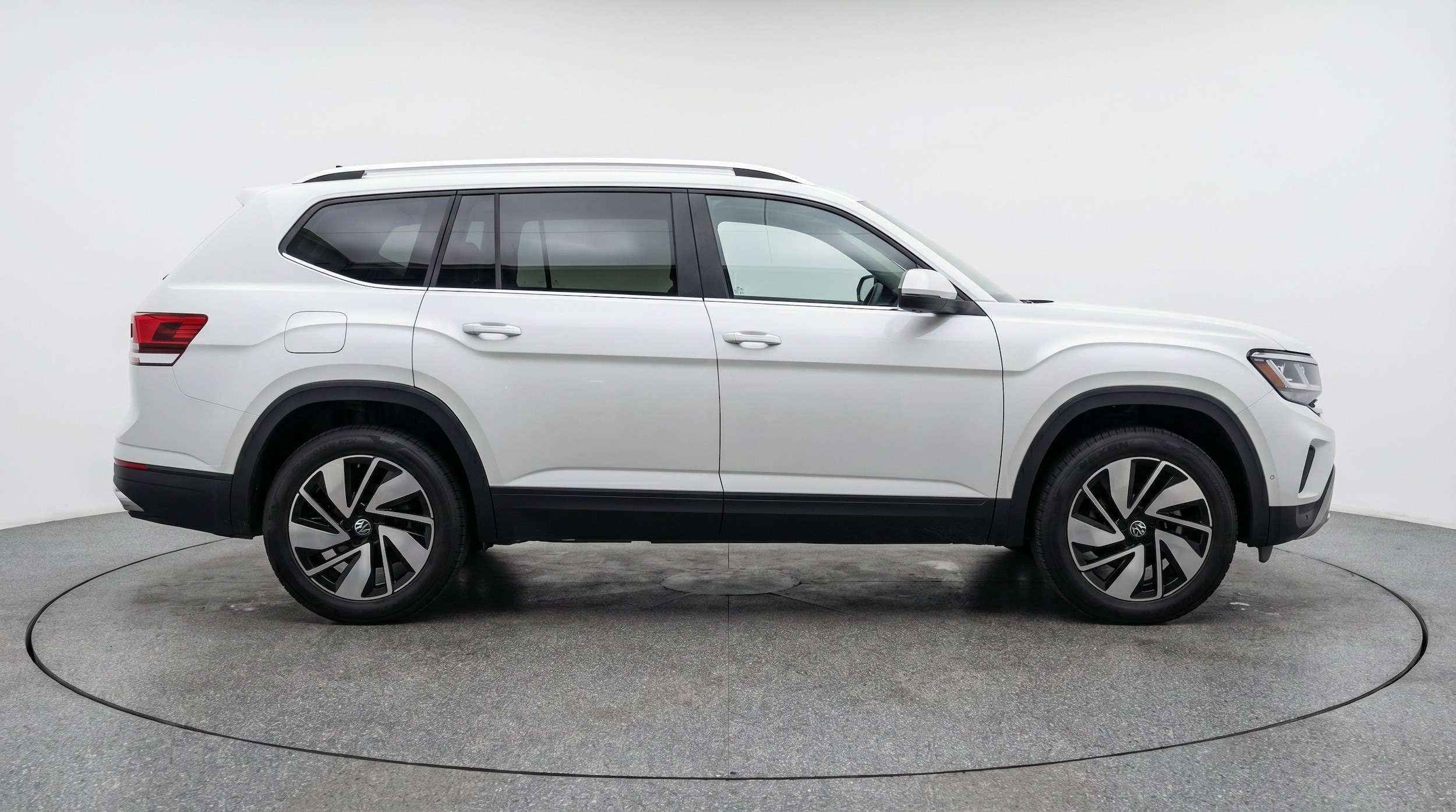 Thumbnail: 2026 Volkswagen Atlas - 11