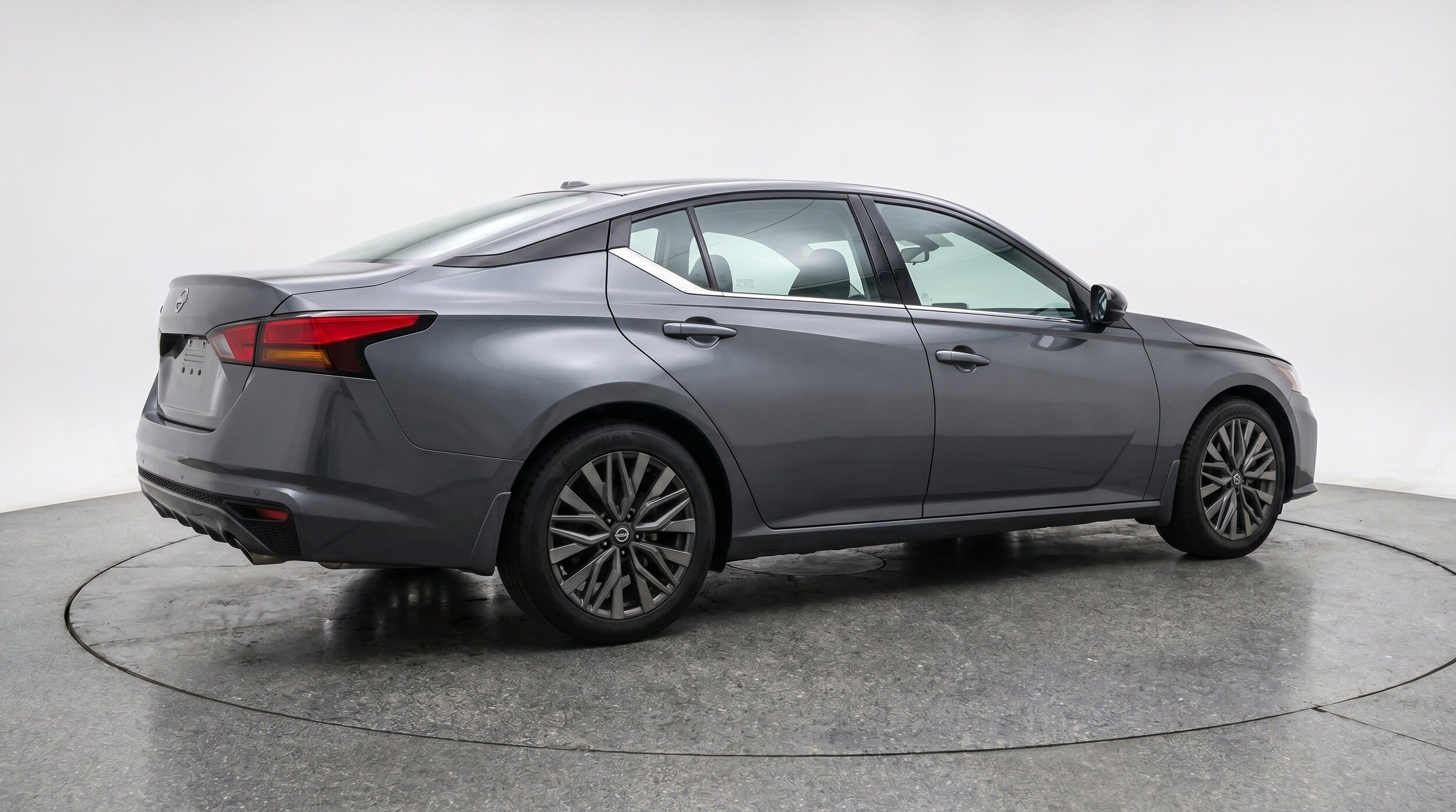 Thumbnail: 2025 Nissan Altima - 9