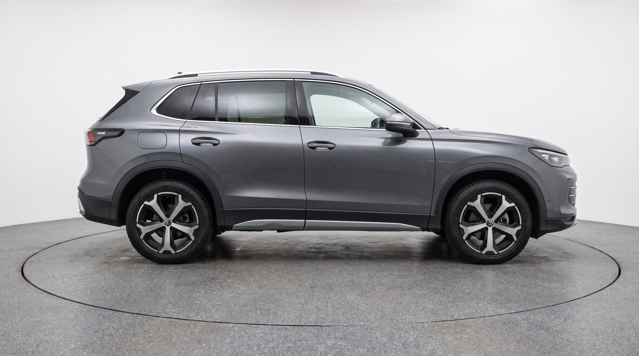 Thumbnail: 2026 Volkswagen Tiguan - 11