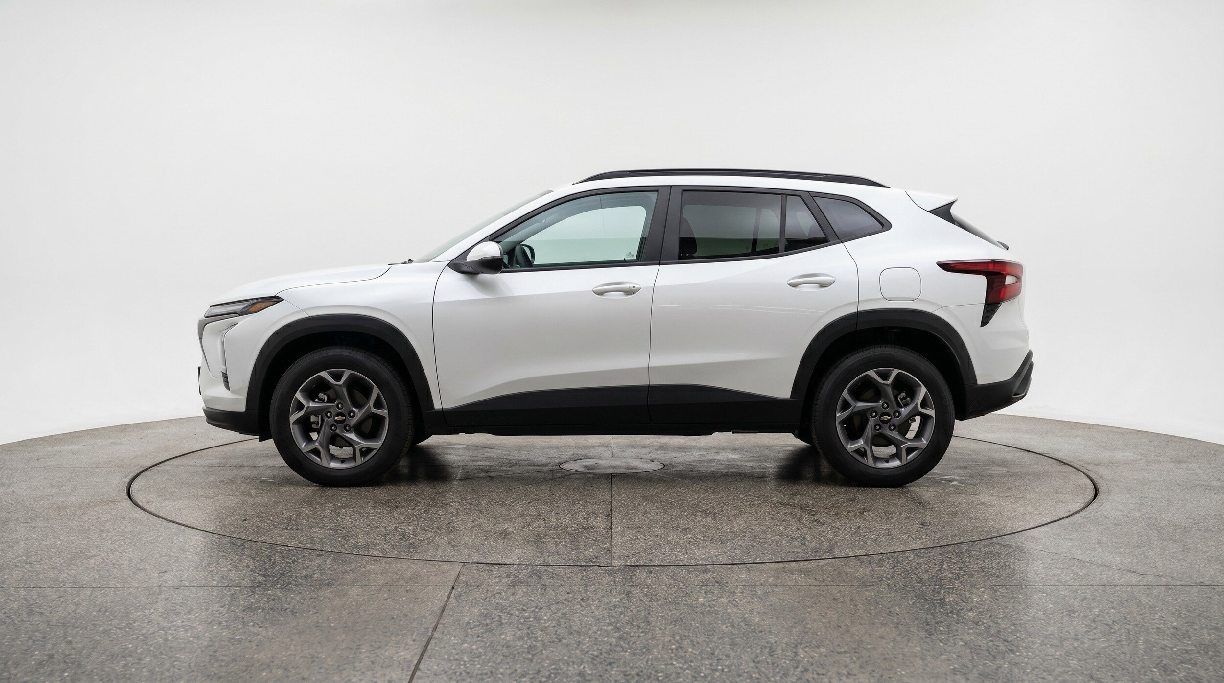 Thumbnail: 2025 Chevrolet Trax - 5