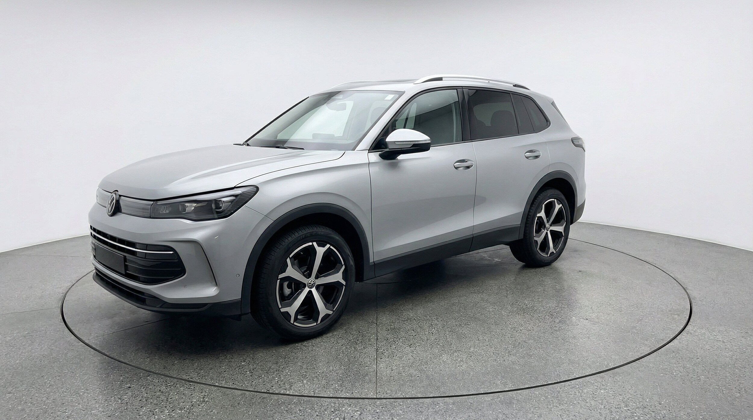 Thumbnail: 2026 Volkswagen Tiguan - 3