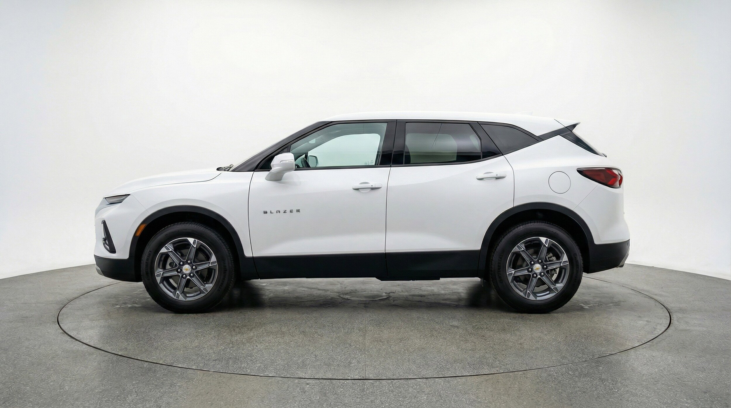 Thumbnail: 2025 Chevrolet Blazer - 5