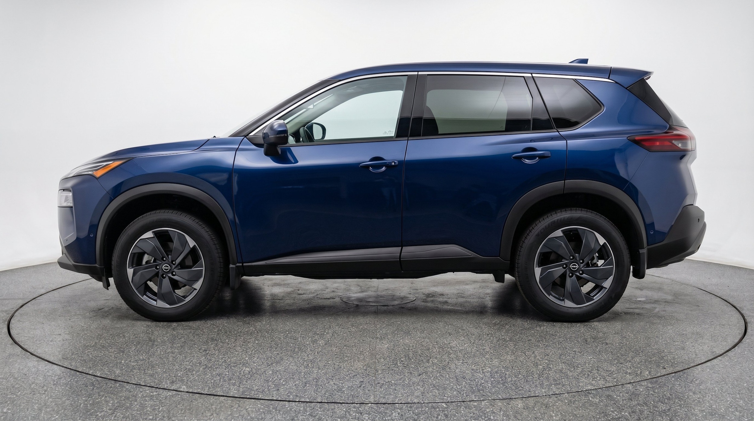 Thumbnail: 2025 Nissan Rogue - 5
