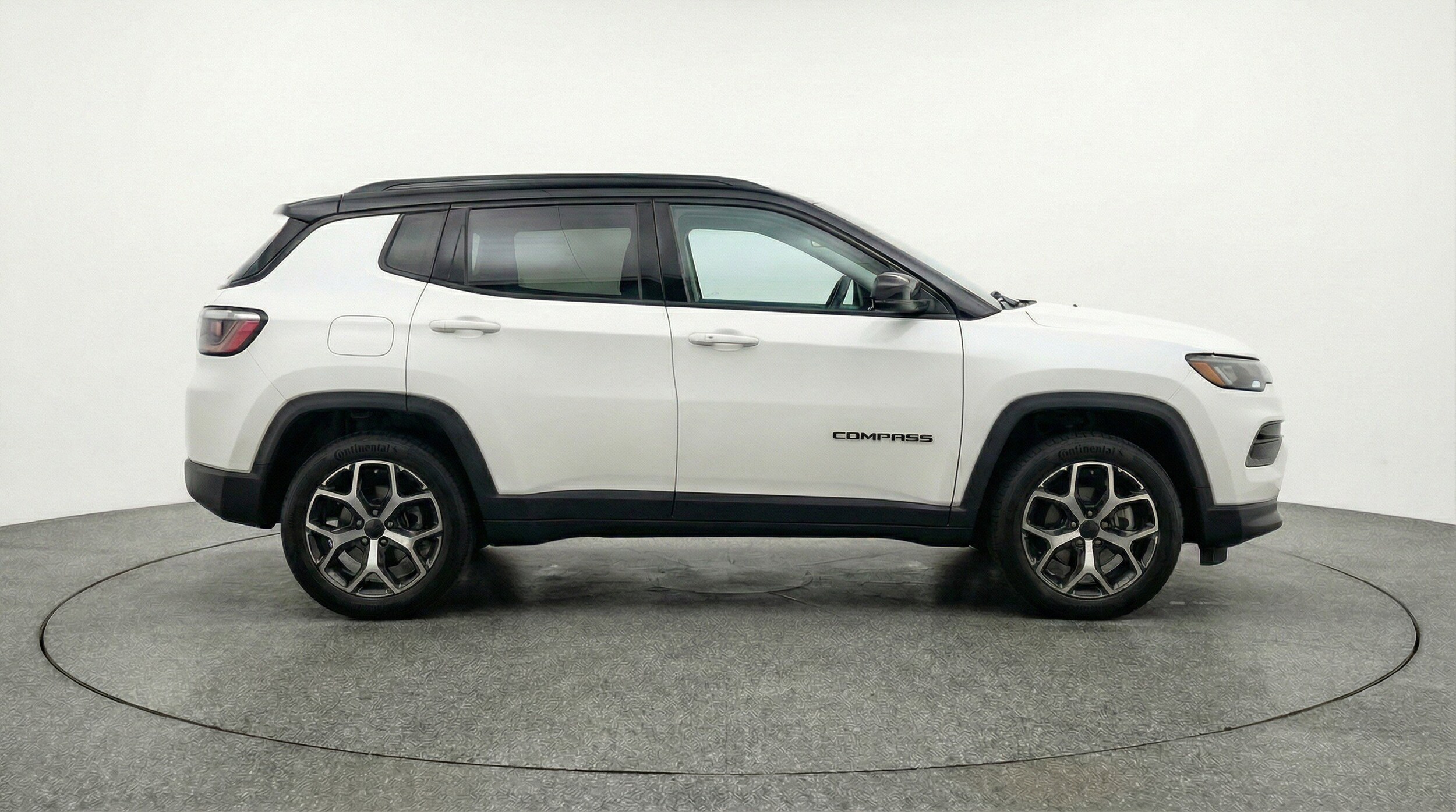Thumbnail: 2025 Jeep Compass - 11