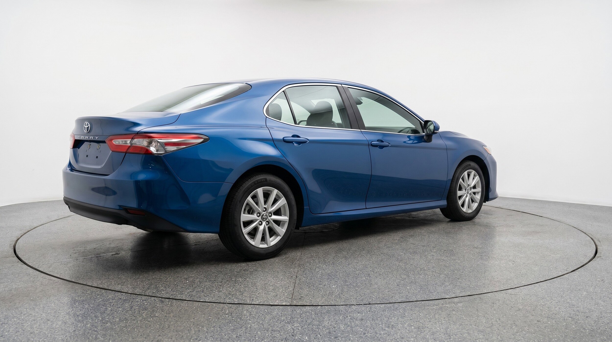 Thumbnail: 2025 Toyota Camry - 9