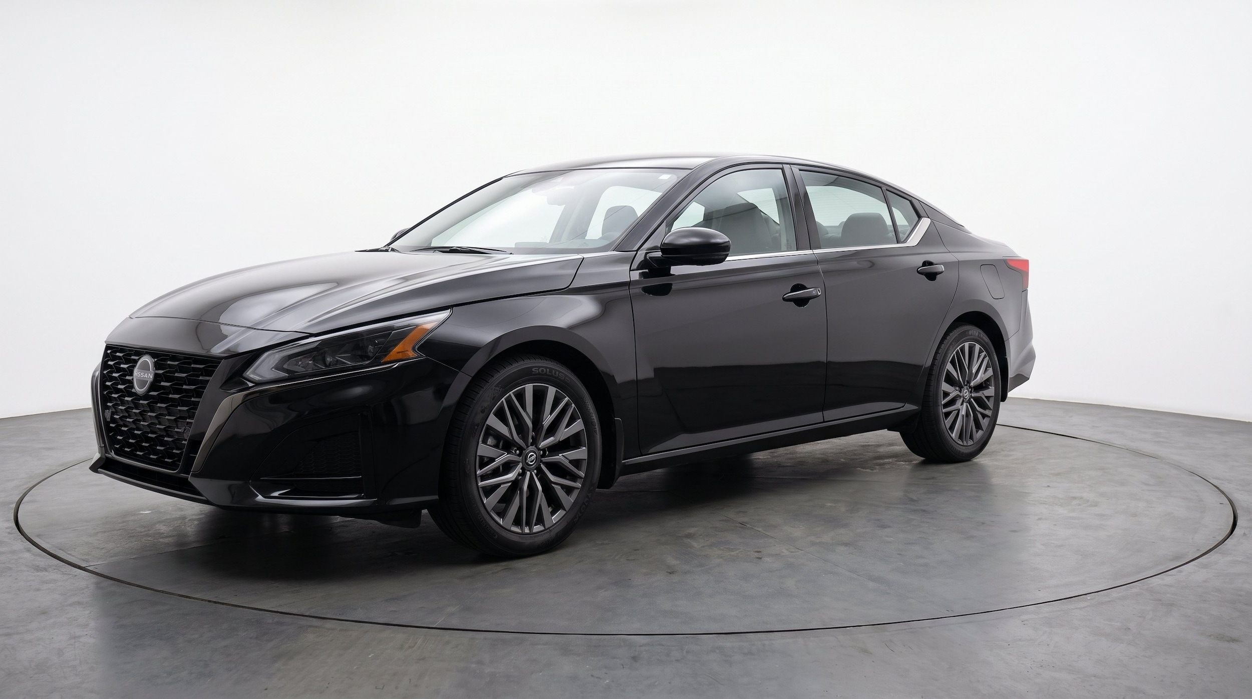 Thumbnail: 2025 Nissan Altima - 3