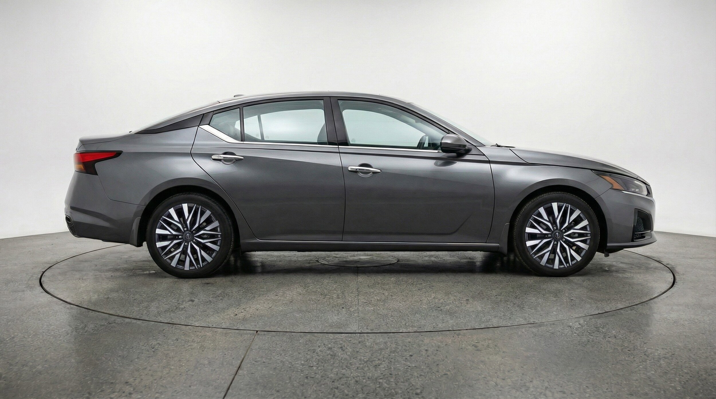 Thumbnail: 2025 Nissan Altima - 11