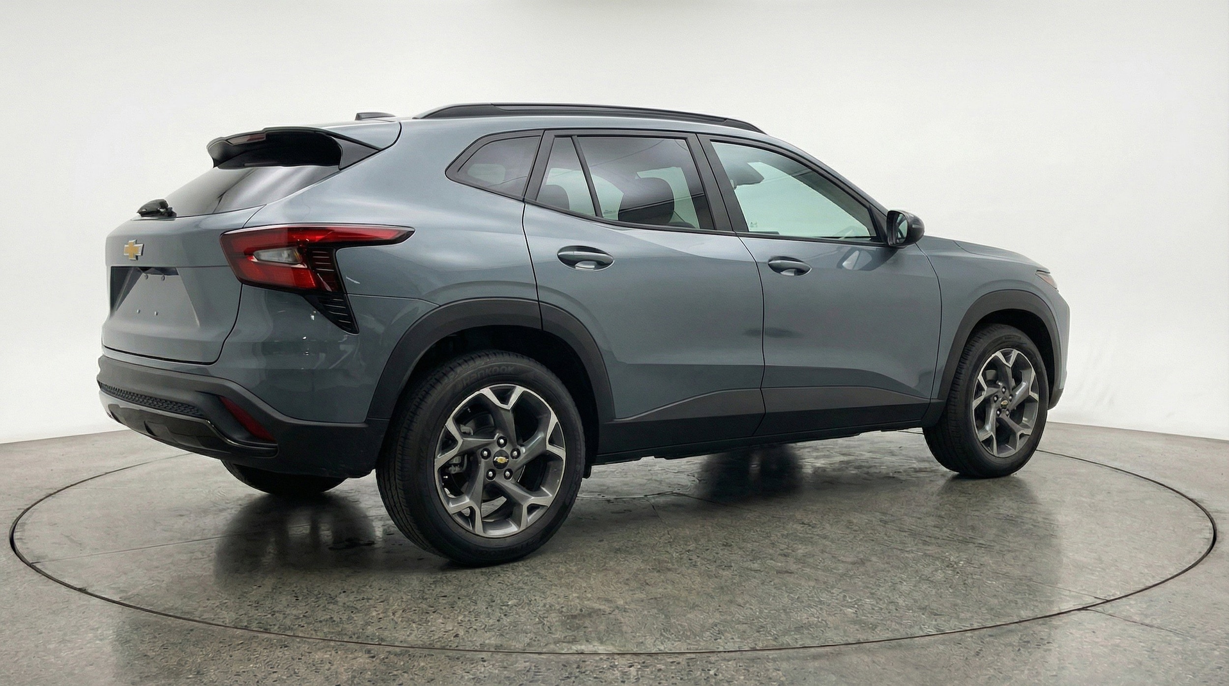 Thumbnail: 2025 Chevrolet Trax - 9