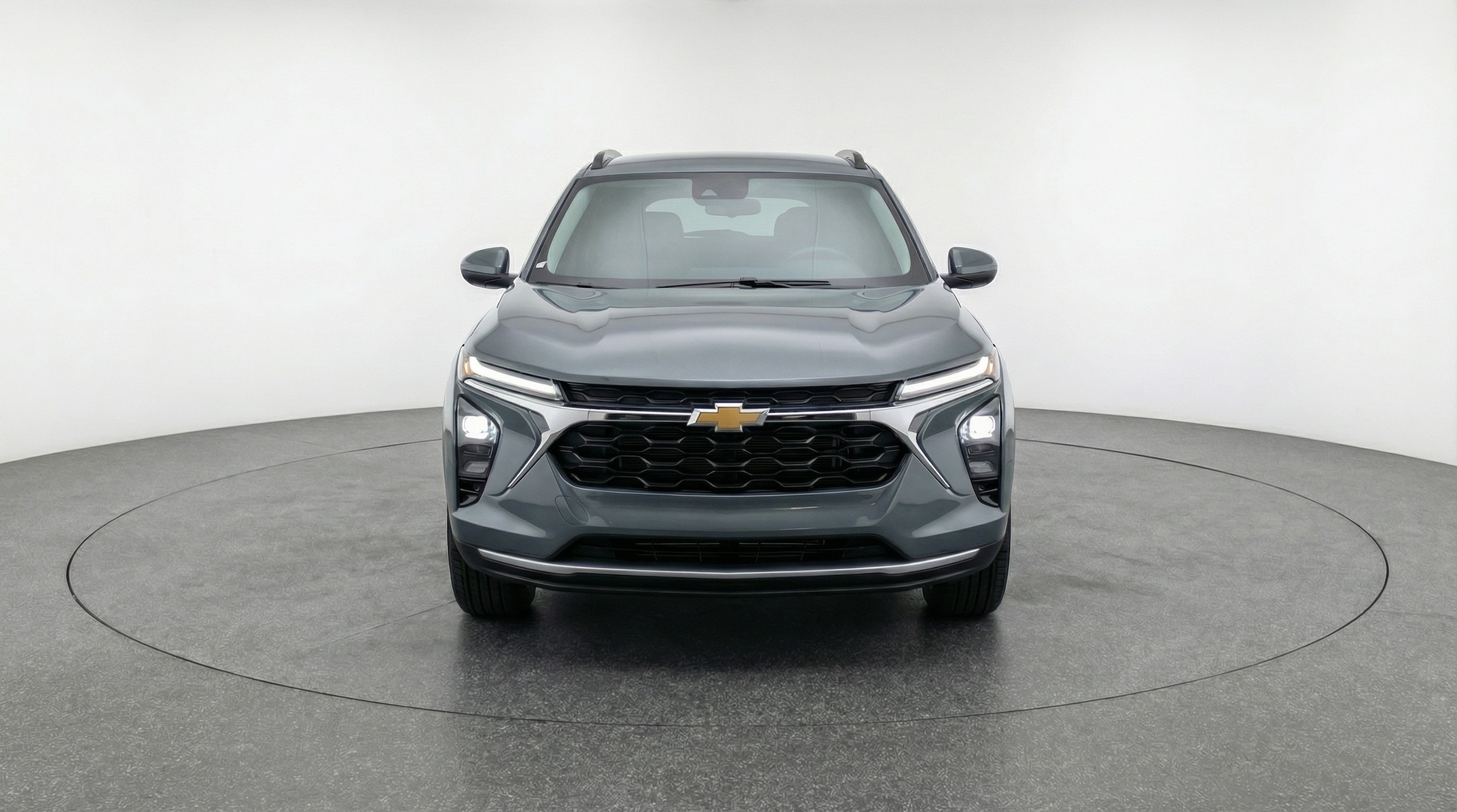 Thumbnail: 2025 Chevrolet Trax - 2