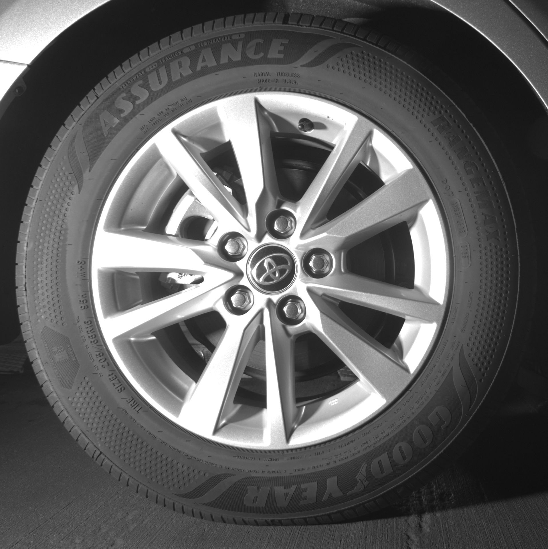 Thumbnail: 2025 Toyota Camry - 12