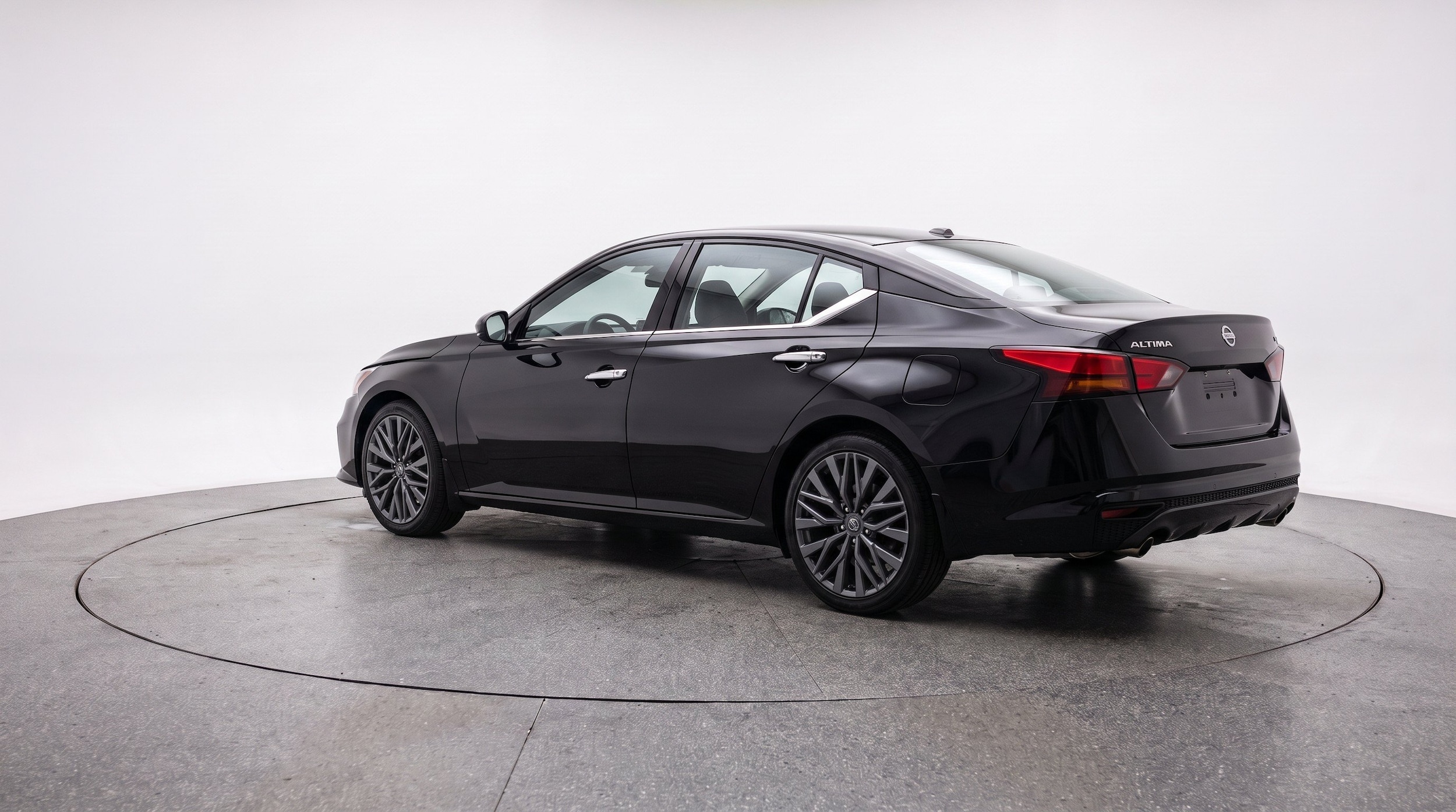 Thumbnail: 2025 Nissan Altima - 6