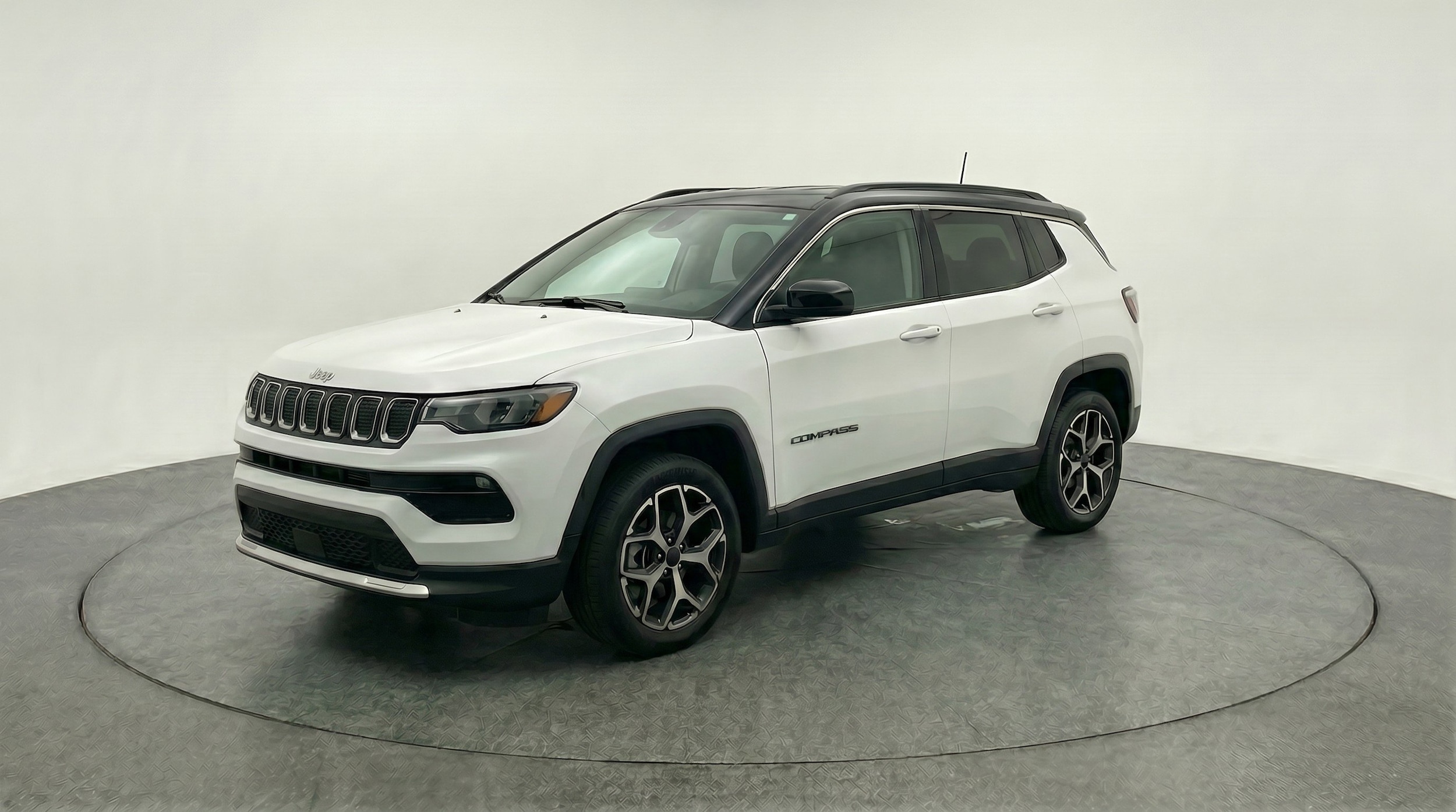 Thumbnail: 2025 Jeep Compass - 3