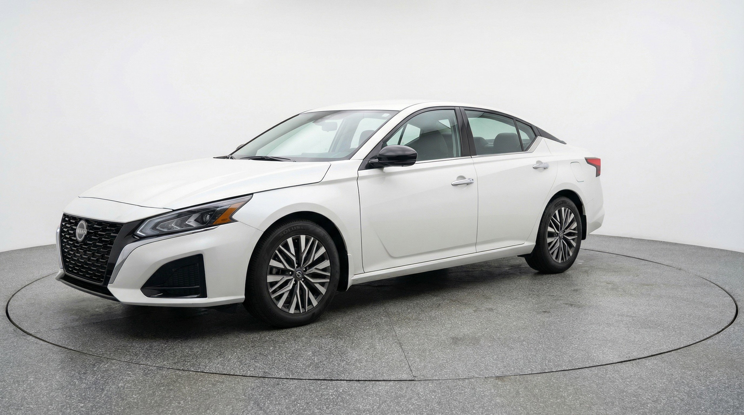 Thumbnail: 2025 Nissan Altima - 3