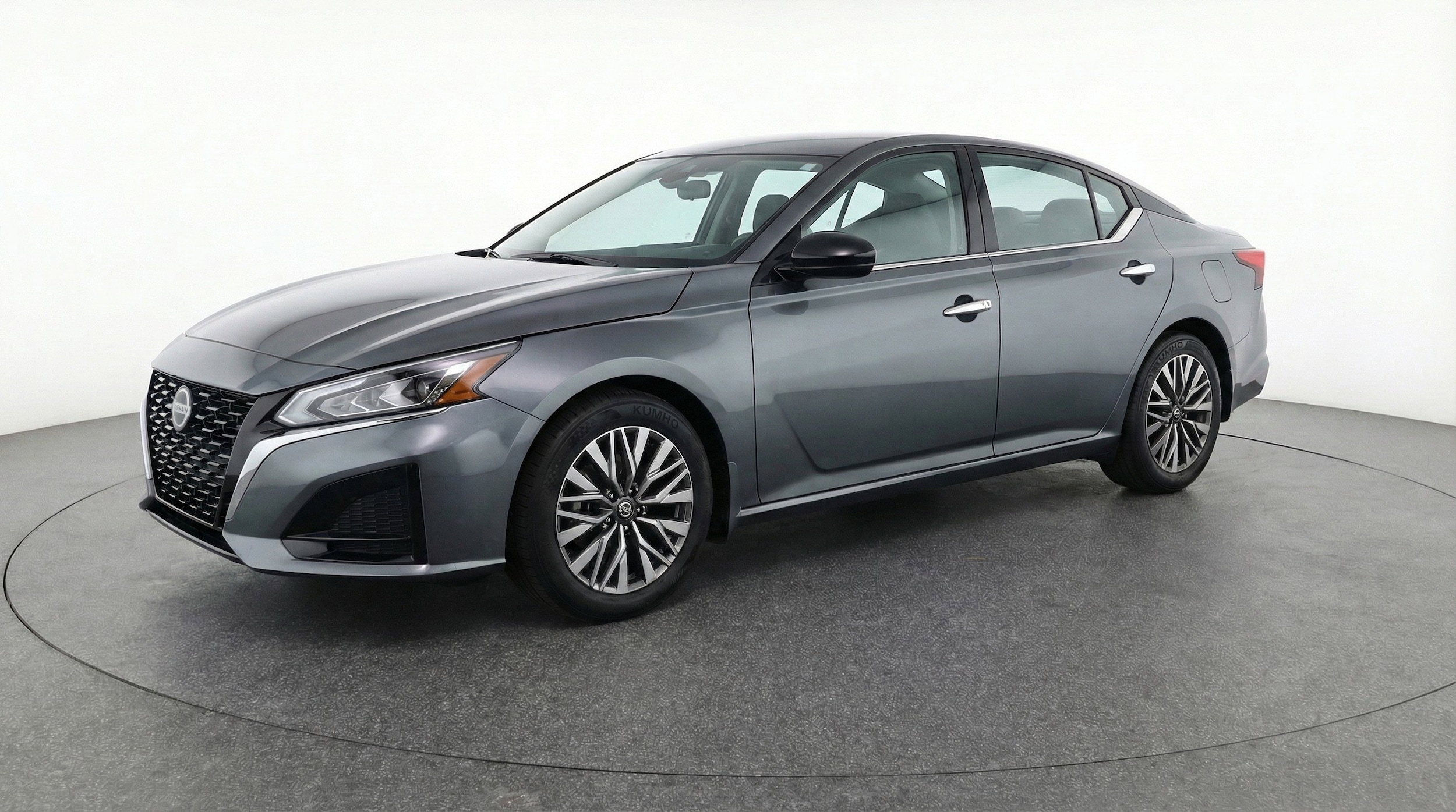 Thumbnail: 2025 Nissan Altima - 3