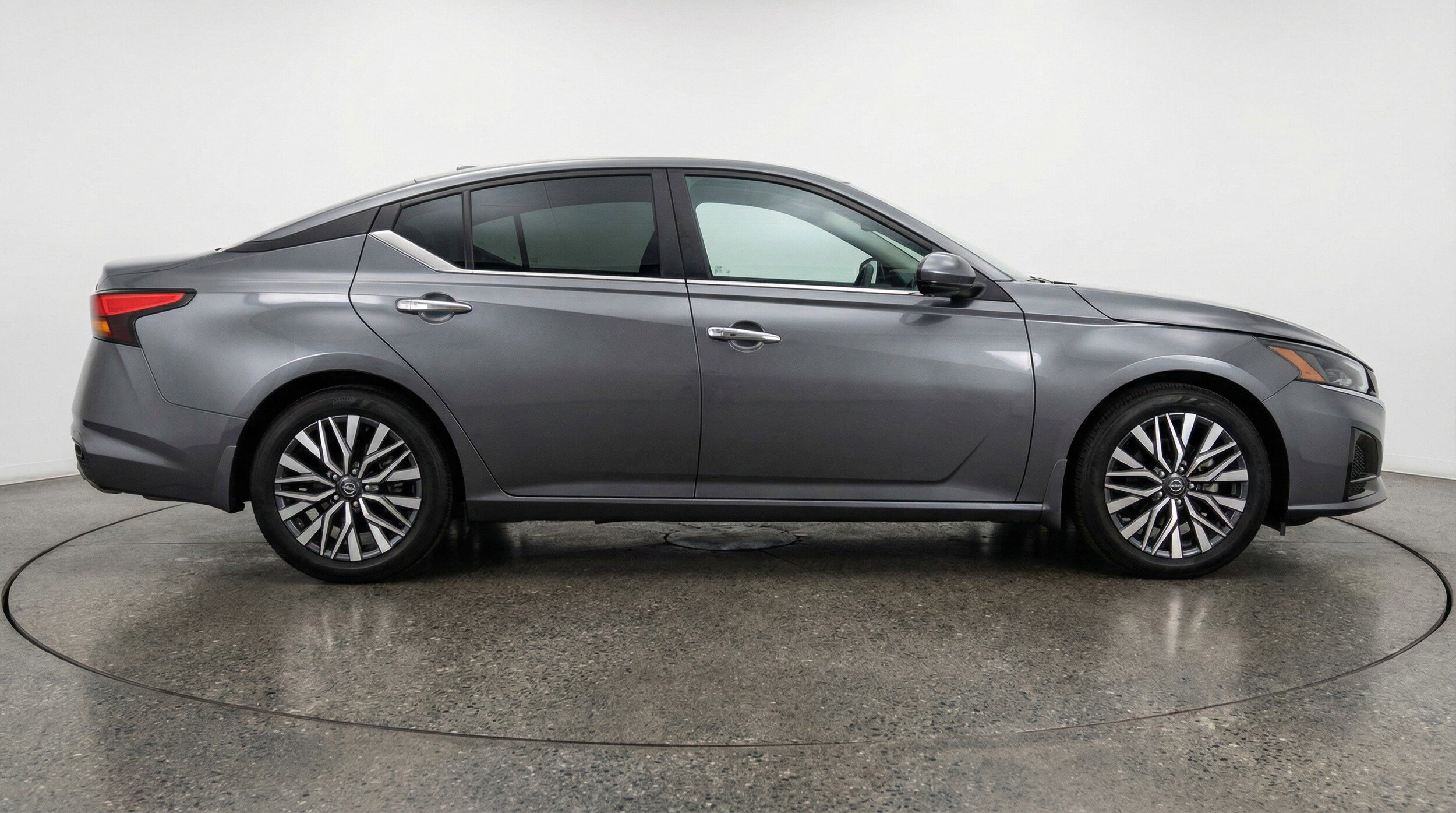 Thumbnail: 2025 Nissan Altima - 11