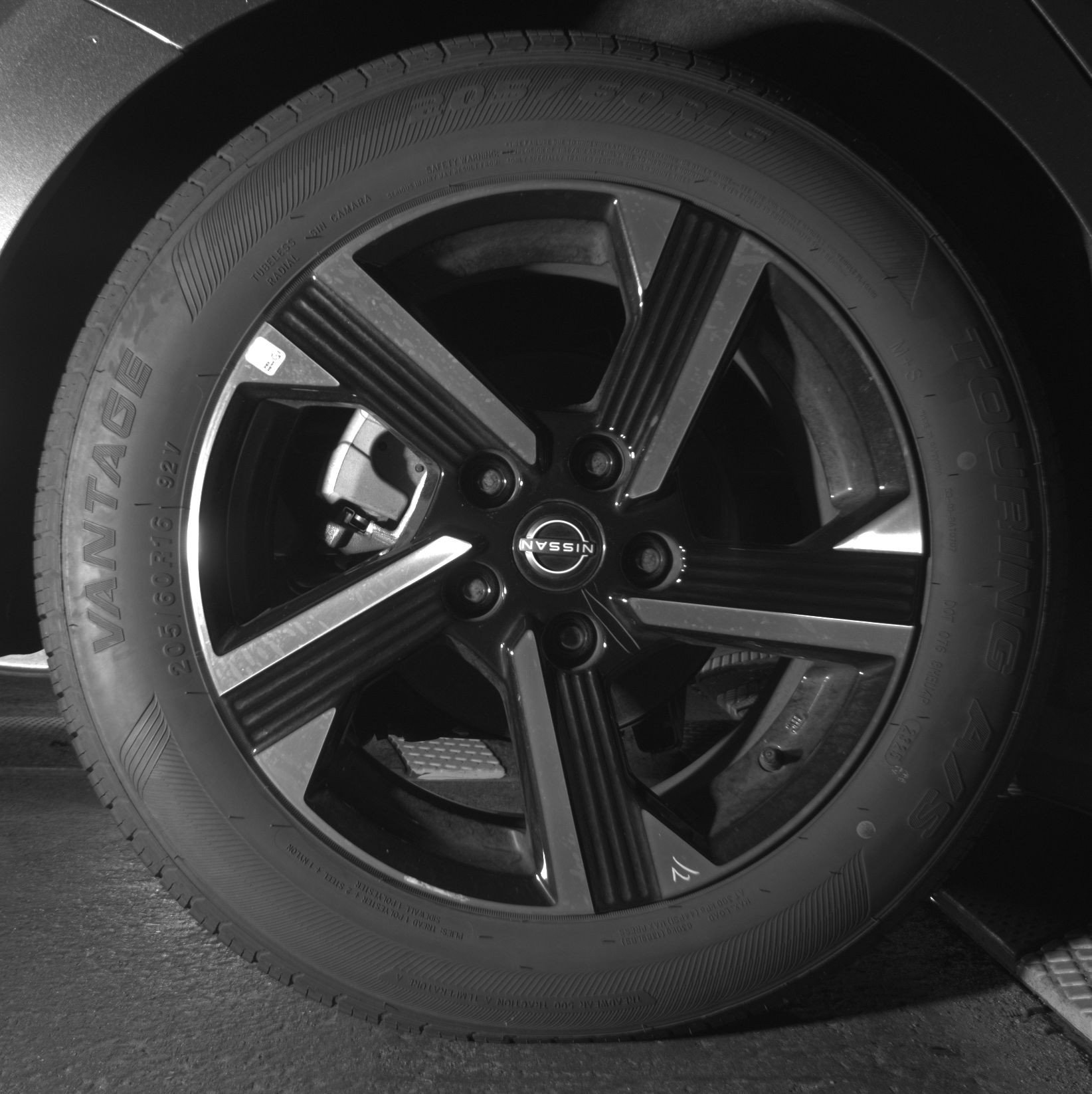 Thumbnail: 2025 Nissan Sentra - 15