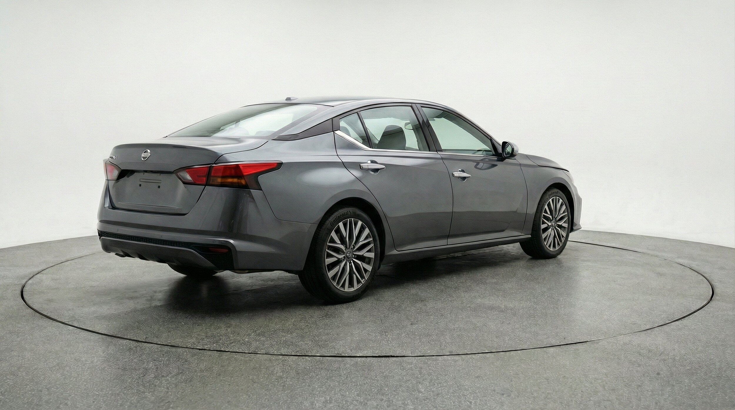 Thumbnail: 2025 Nissan Altima - 9