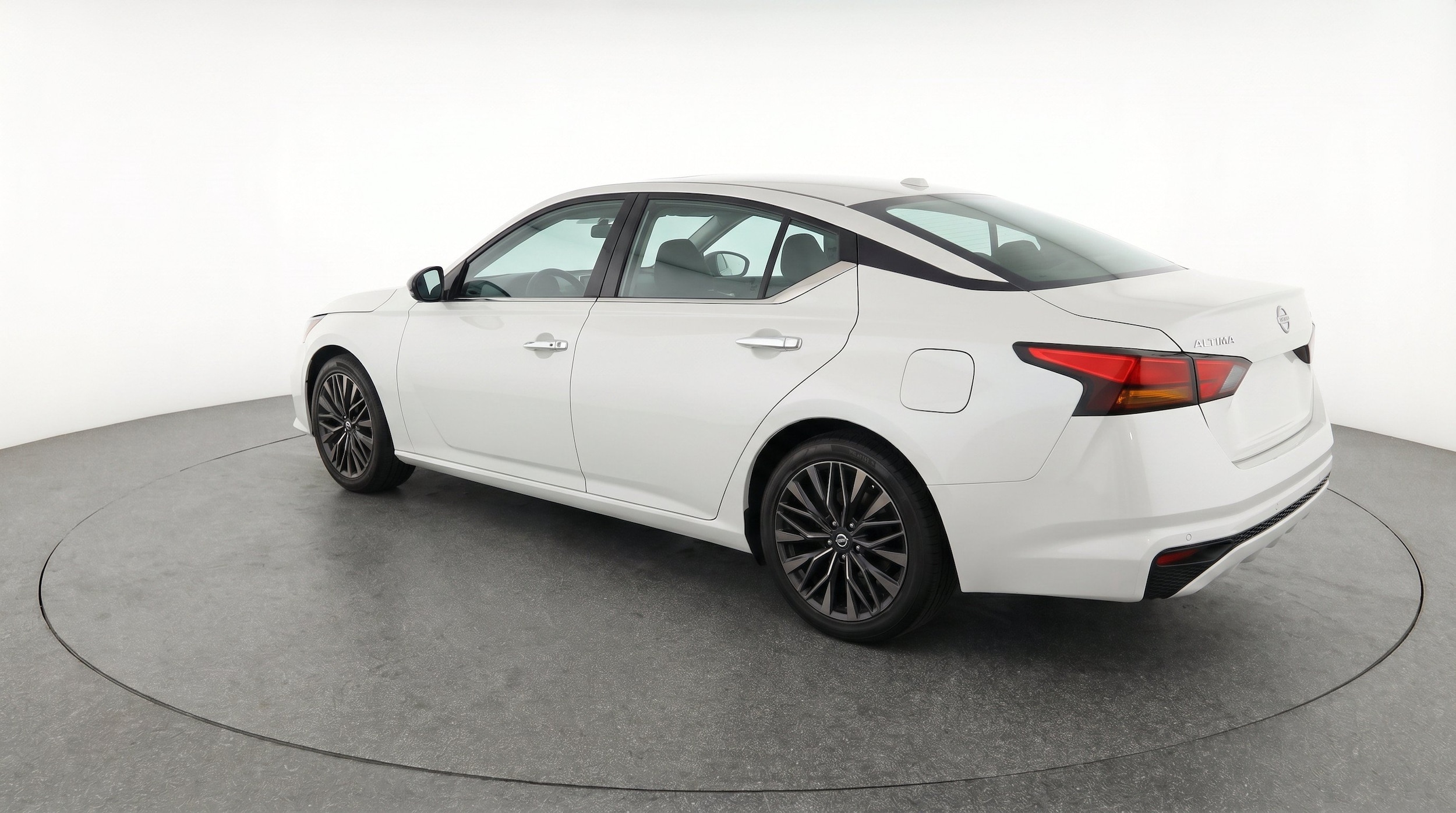 Thumbnail: 2025 Nissan Altima - 6