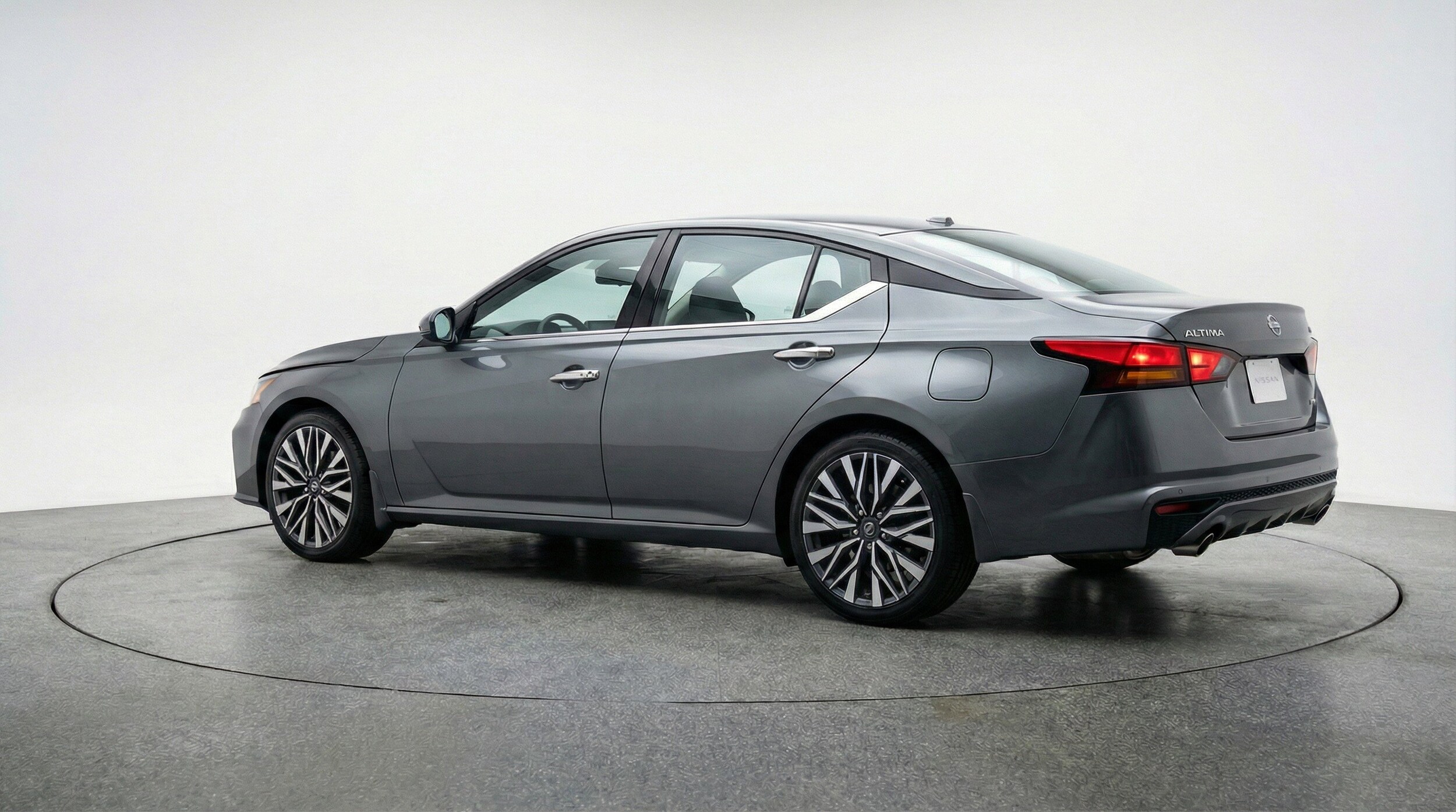 Thumbnail: 2025 Nissan Altima - 6