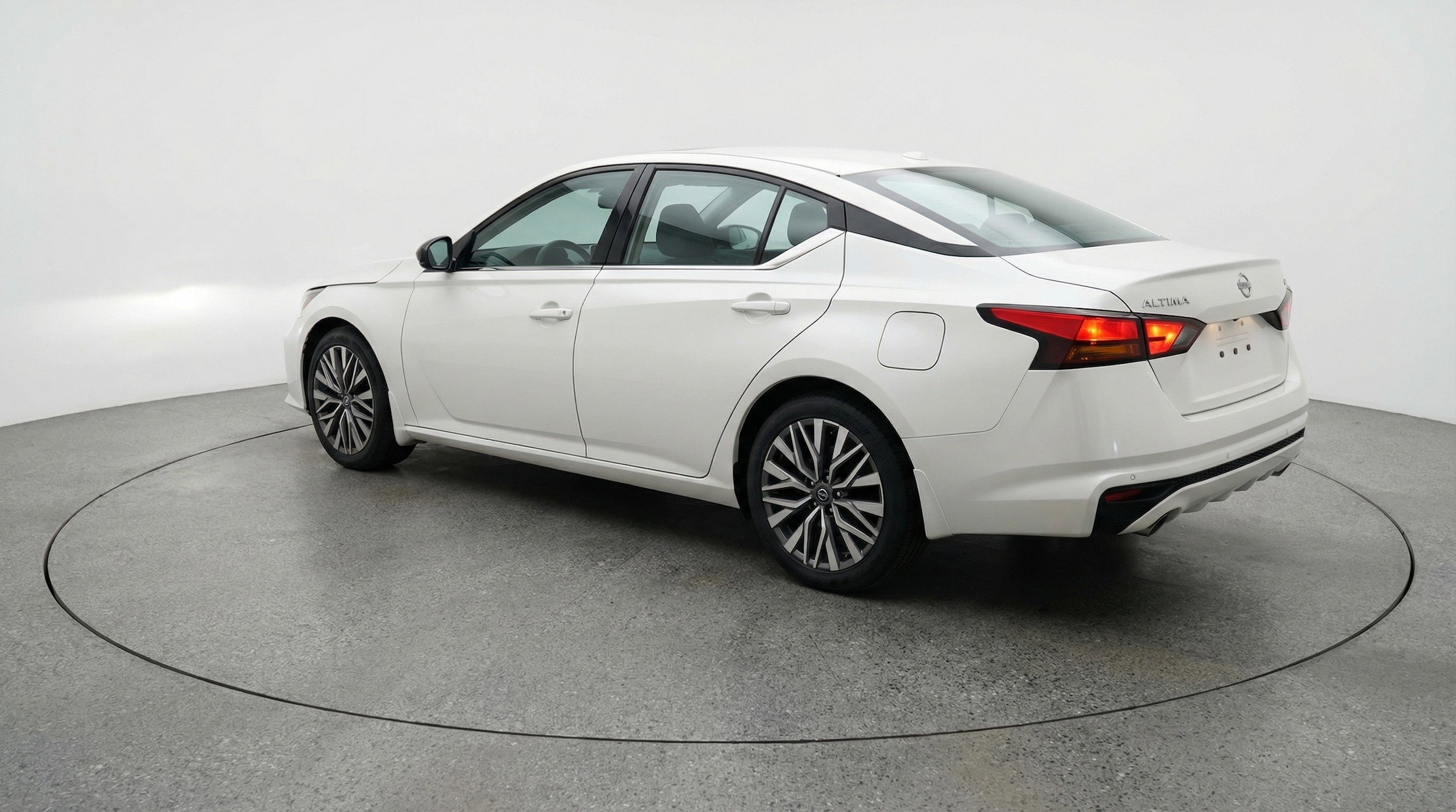Thumbnail: 2025 Nissan Altima - 6