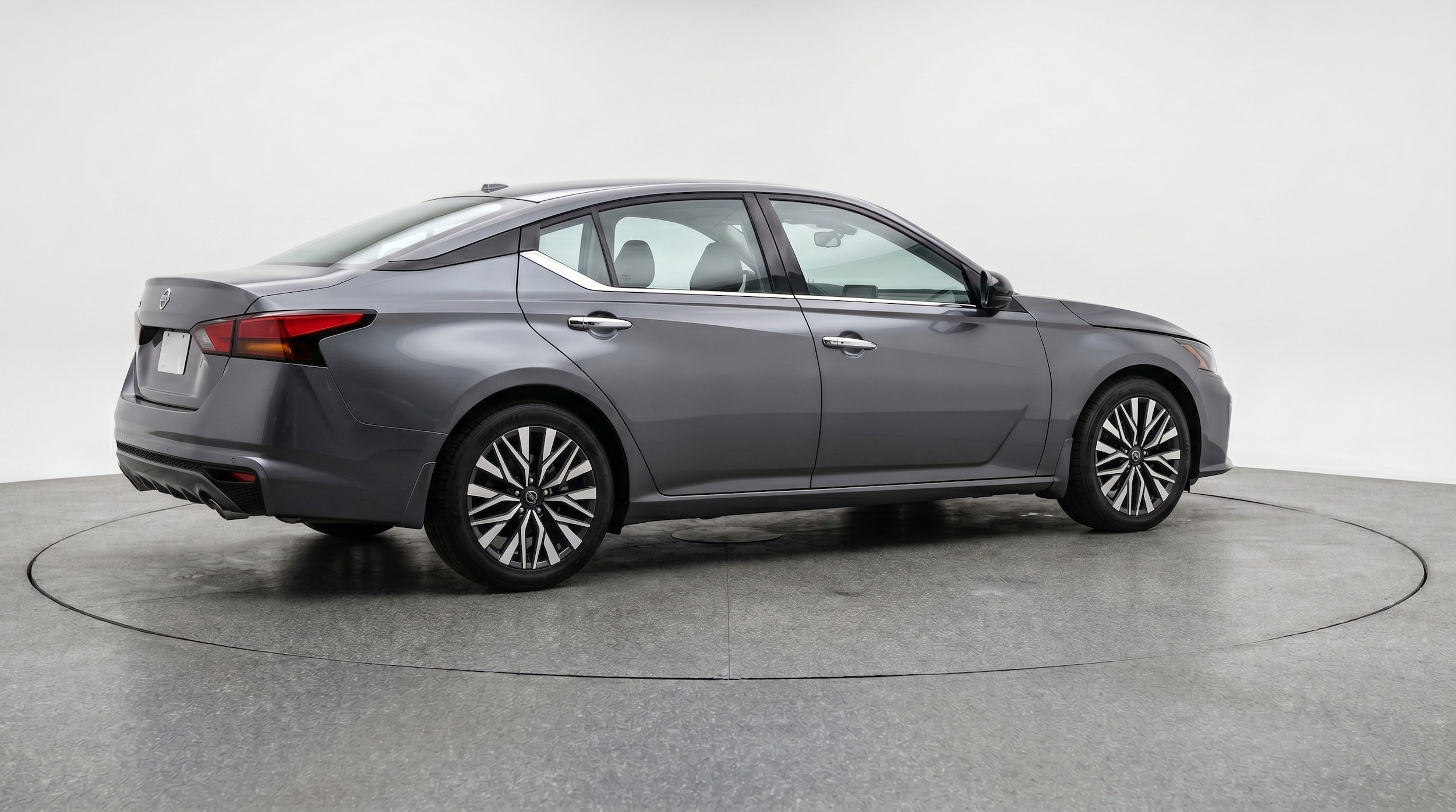 Thumbnail: 2025 Nissan Altima - 9