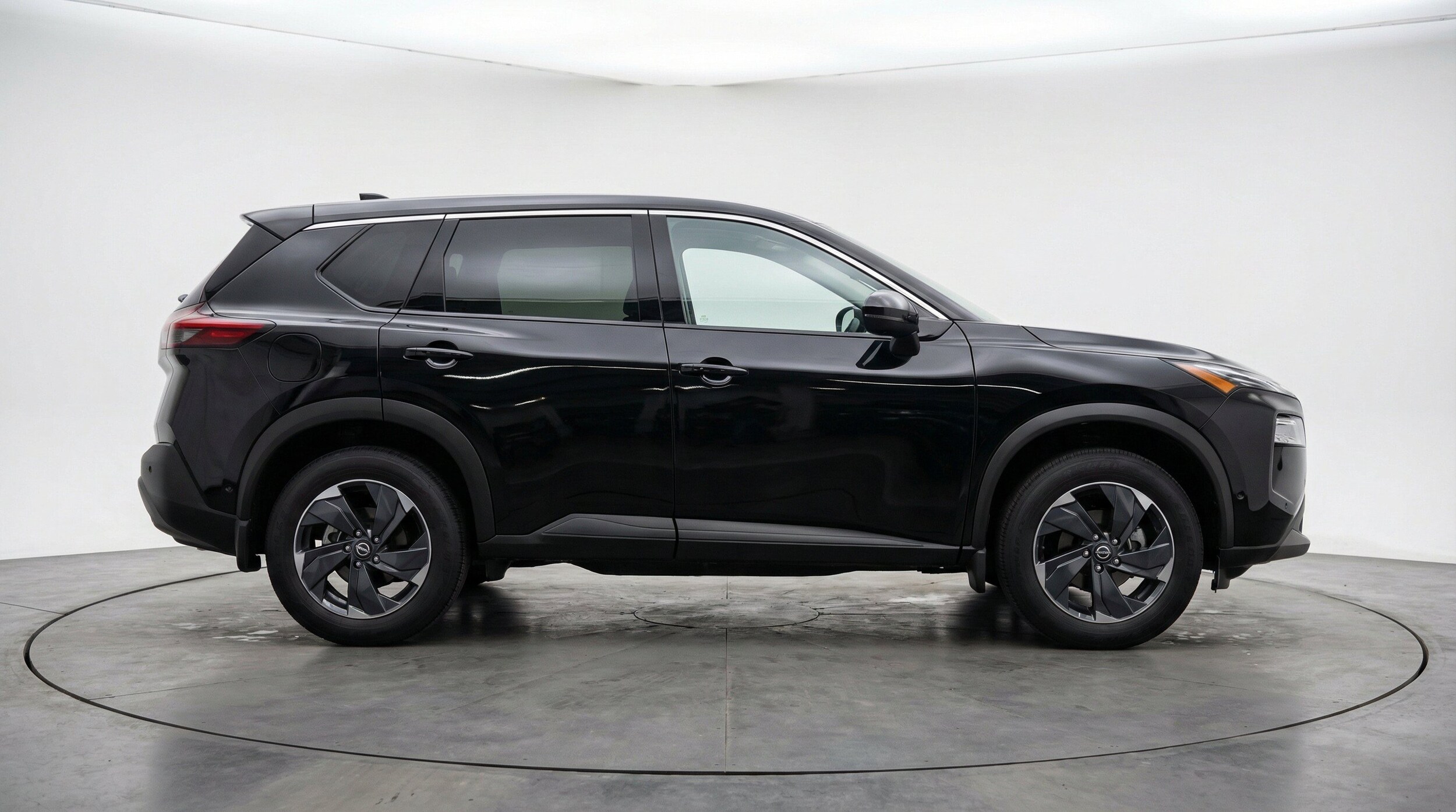Thumbnail: 2025 Nissan Rogue - 10