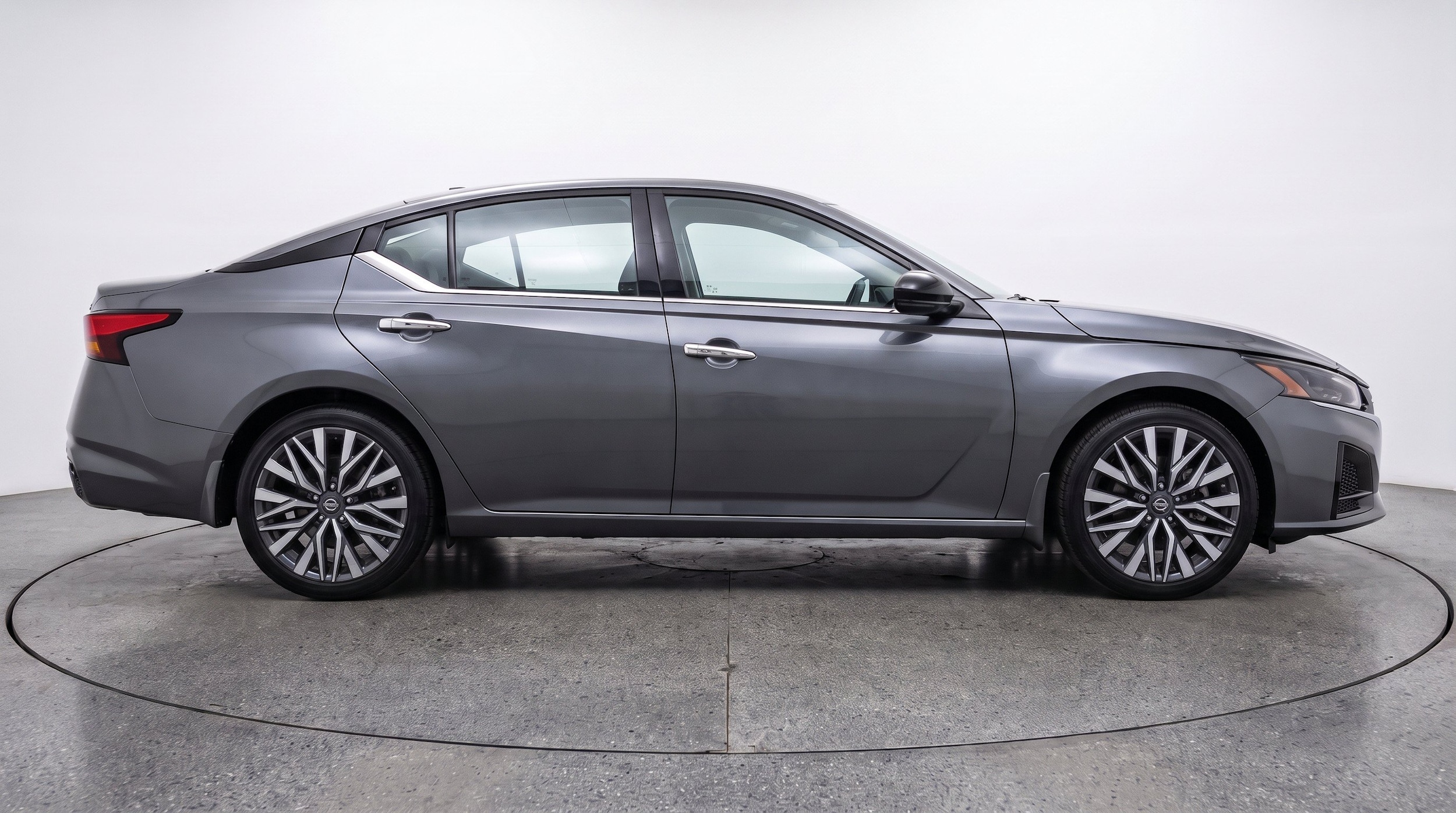 Thumbnail: 2025 Nissan Altima - 11