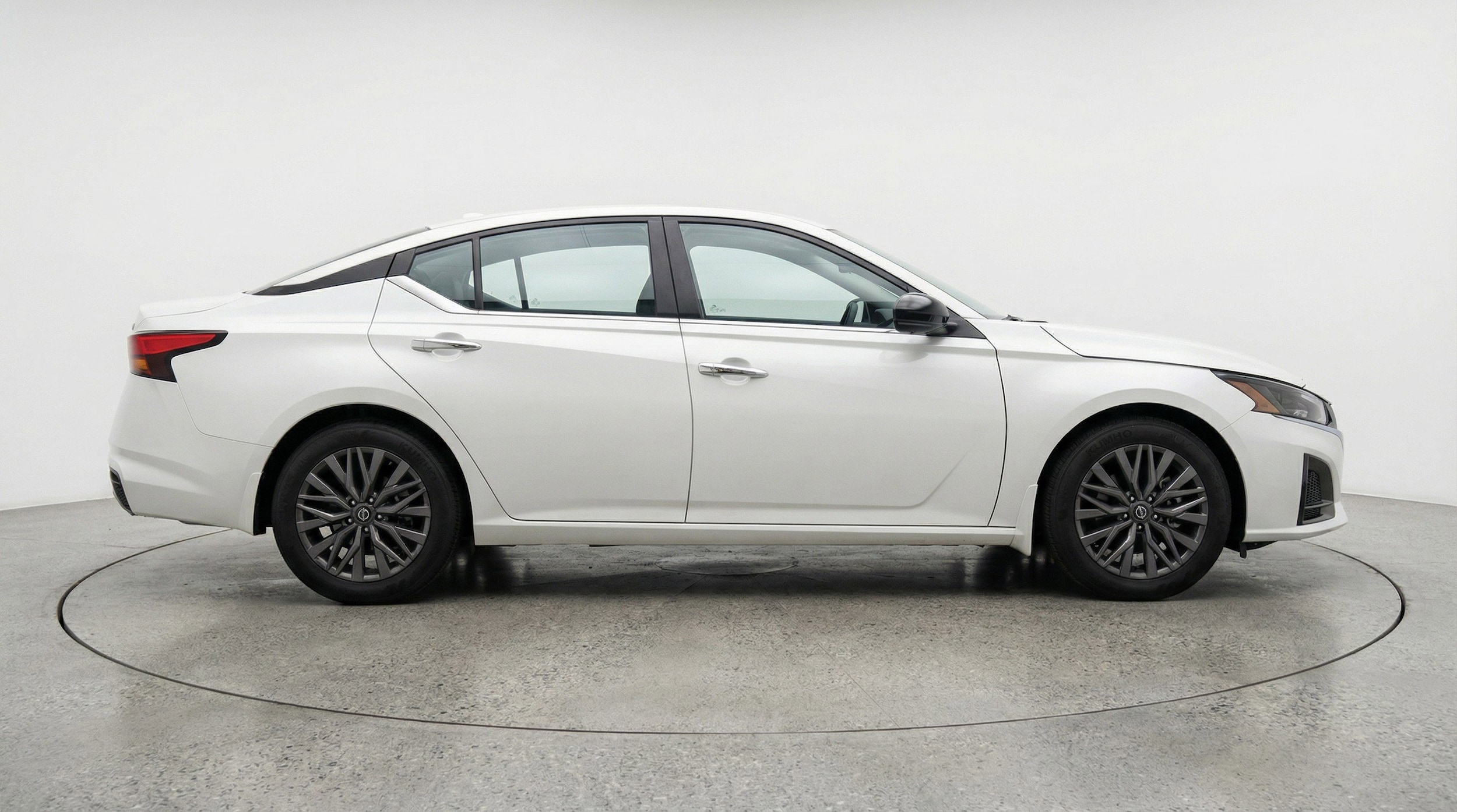 Thumbnail: 2025 Nissan Altima - 11