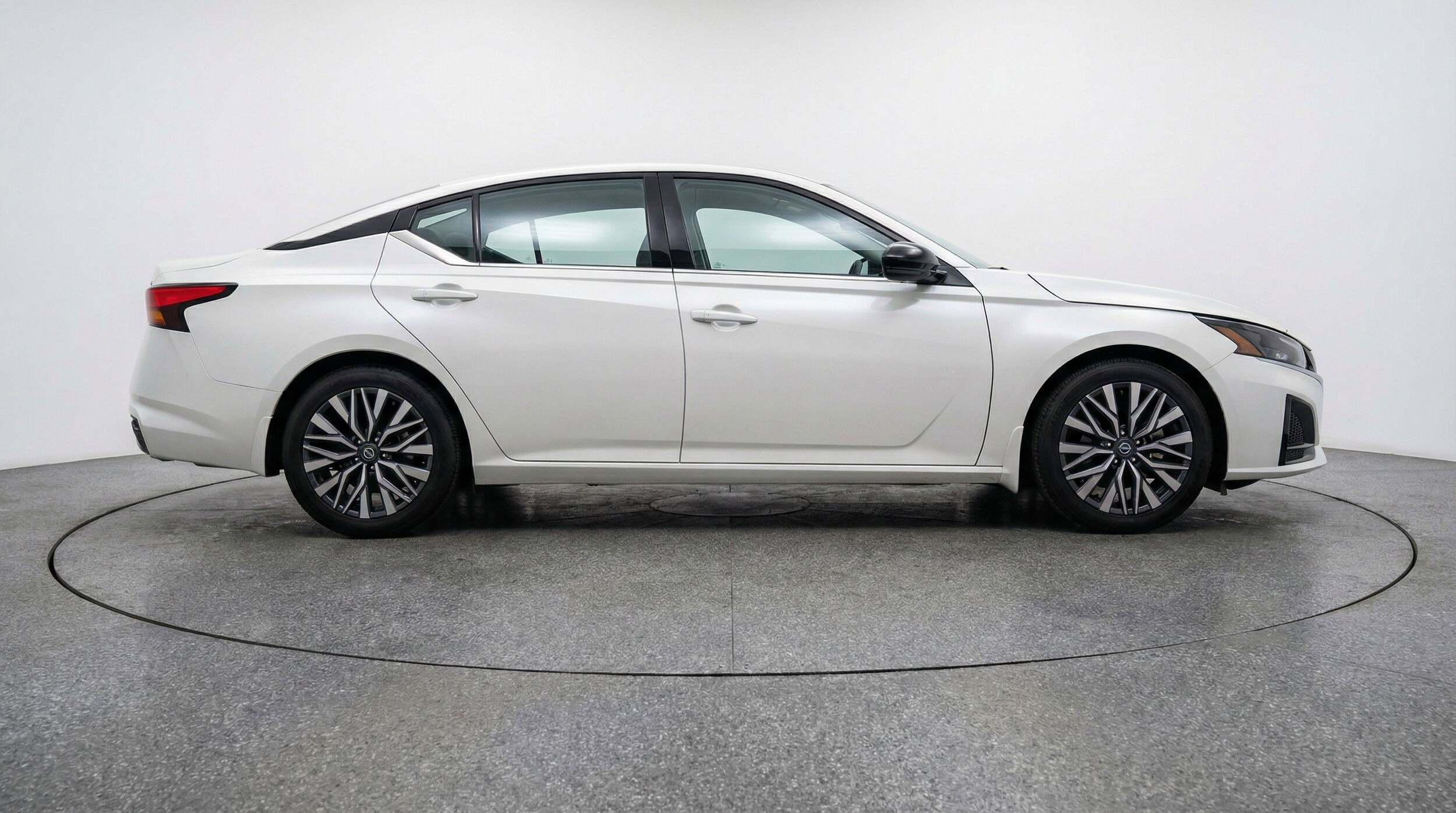 Thumbnail: 2025 Nissan Altima - 11