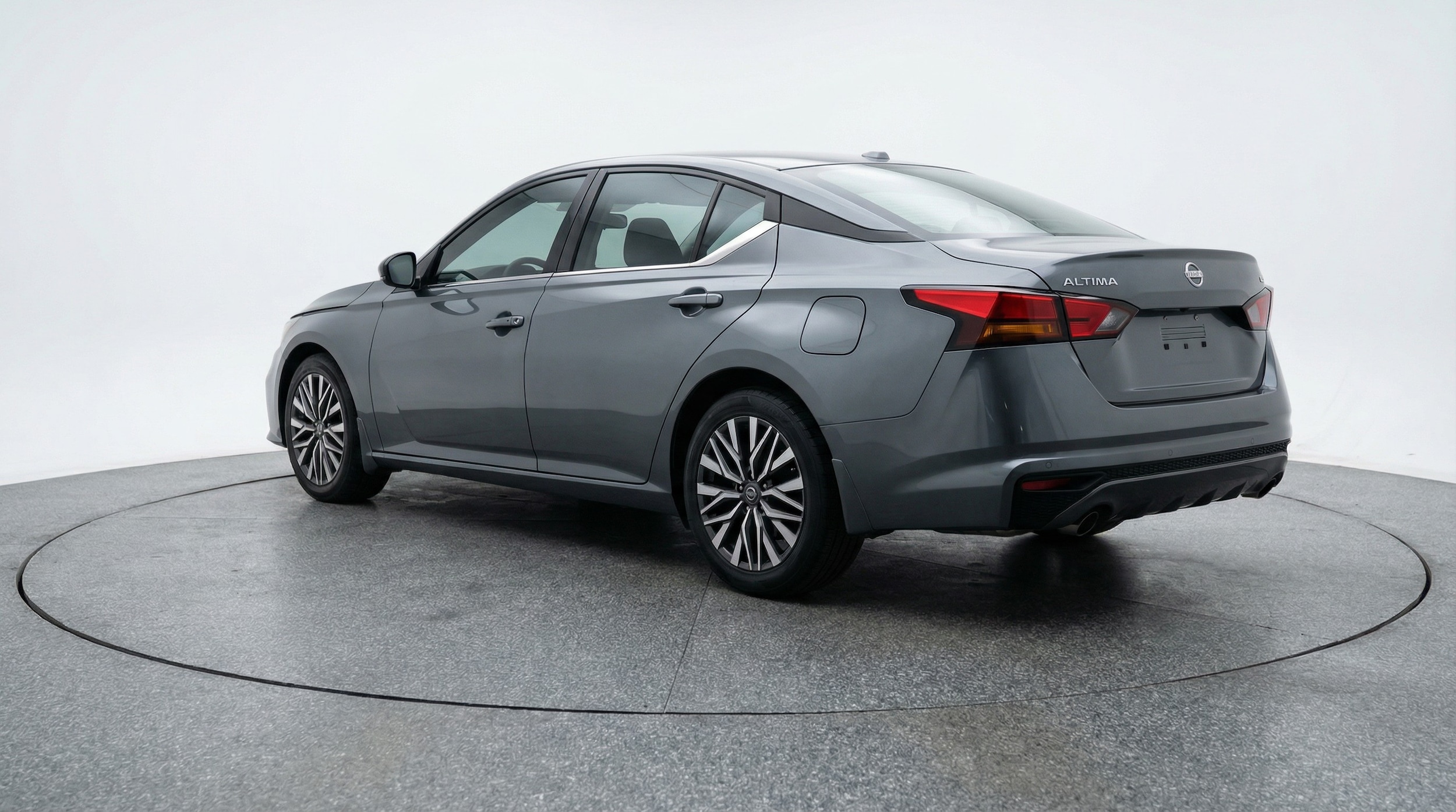 Thumbnail: 2025 Nissan Altima - 5