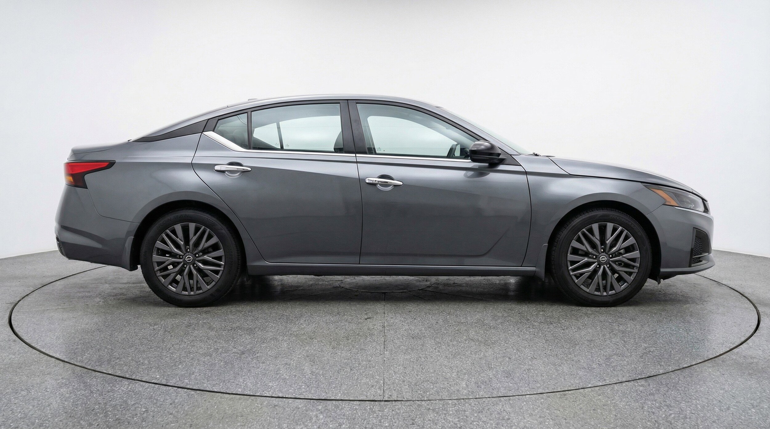 Thumbnail: 2025 Nissan Altima - 11