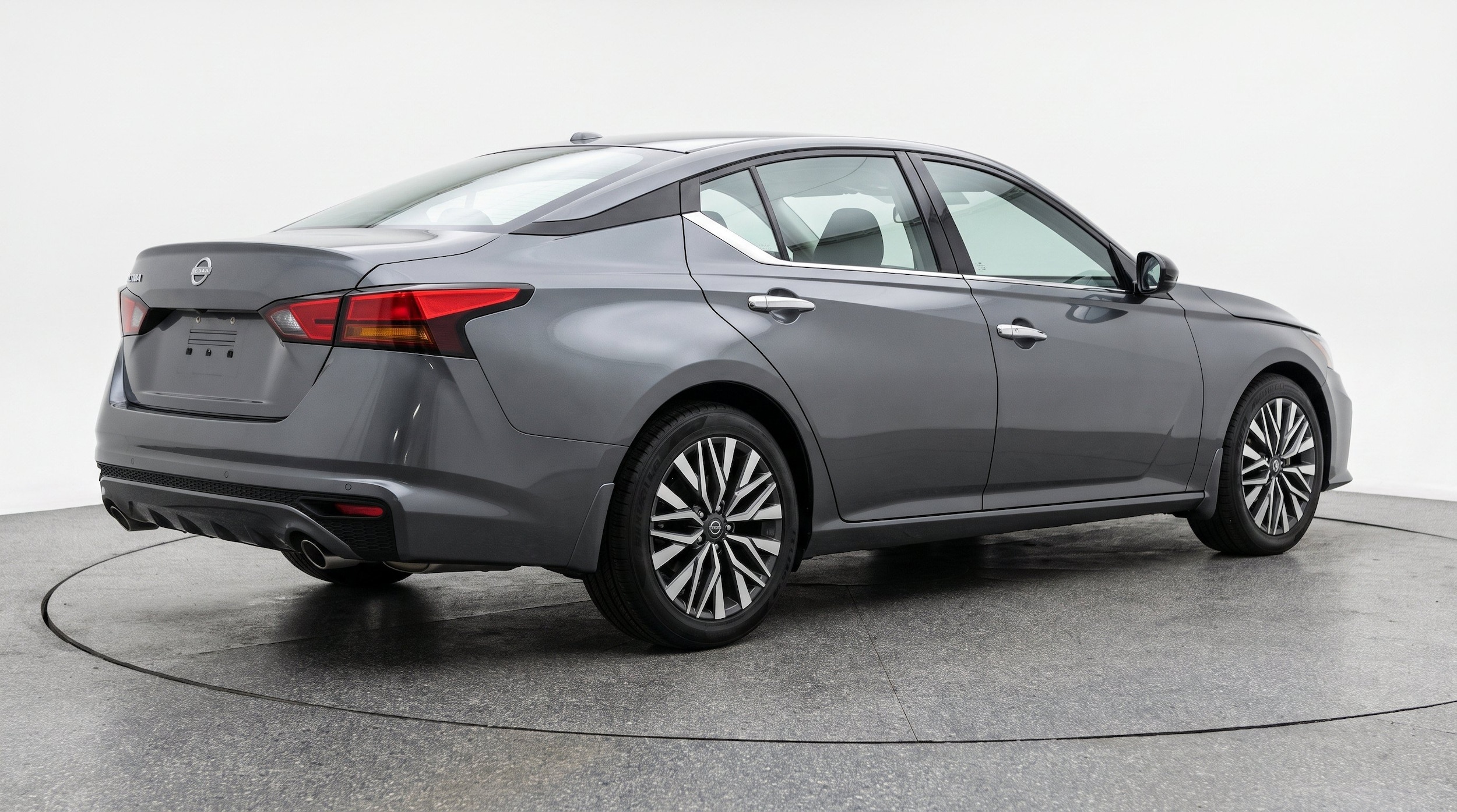 Thumbnail: 2025 Nissan Altima - 9