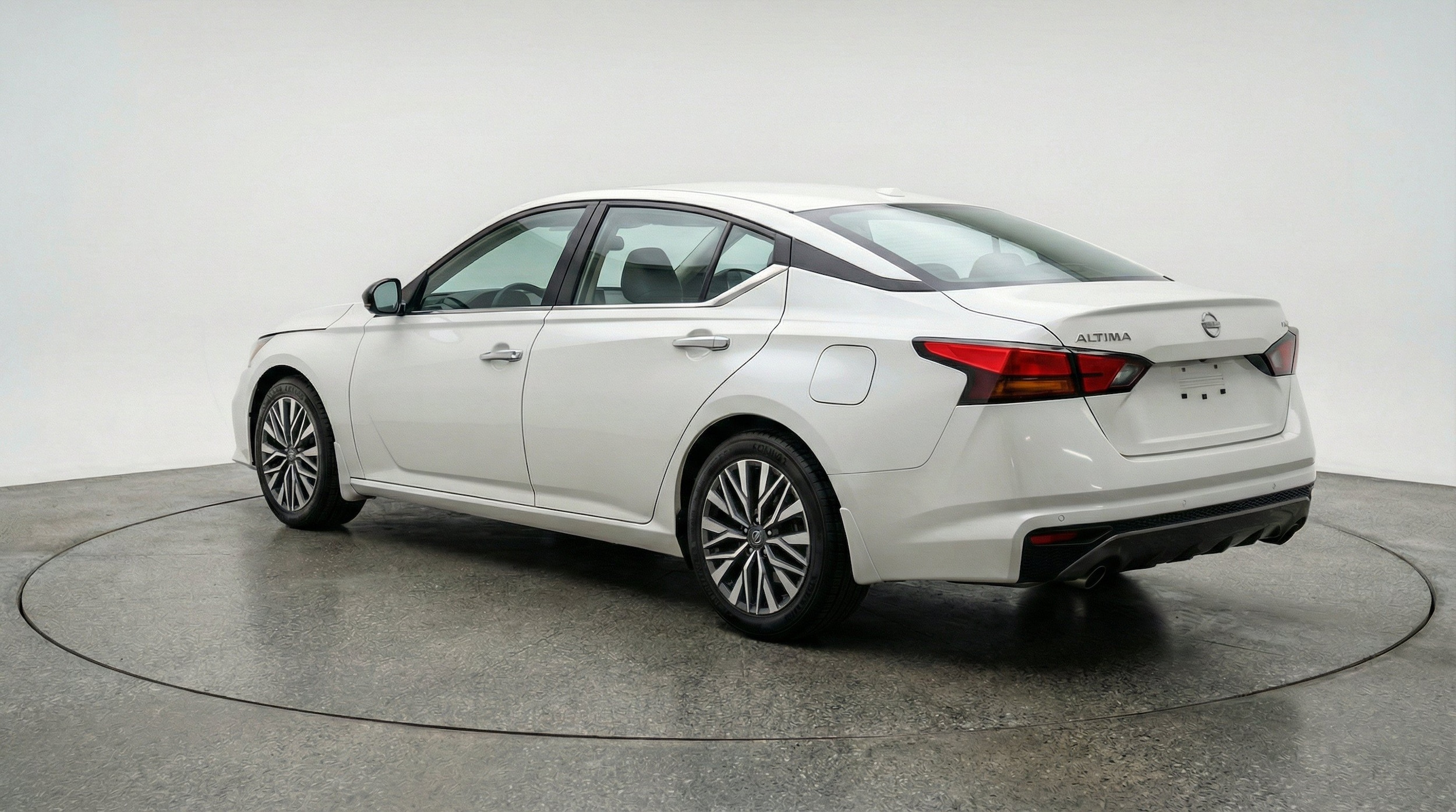 Thumbnail: 2025 Nissan Altima - 6