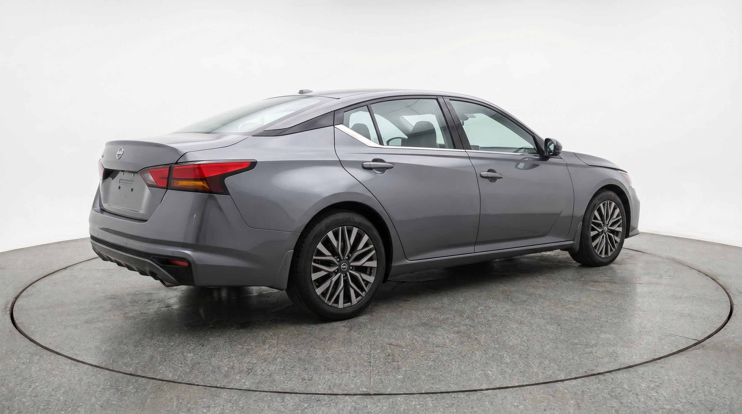 Thumbnail: 2025 Nissan Altima - 9