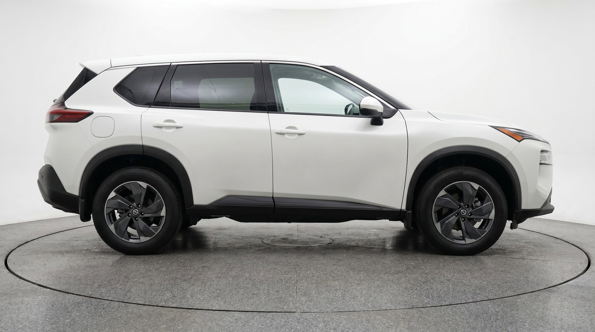 Thumbnail: 2025 Nissan Rogue - 11
