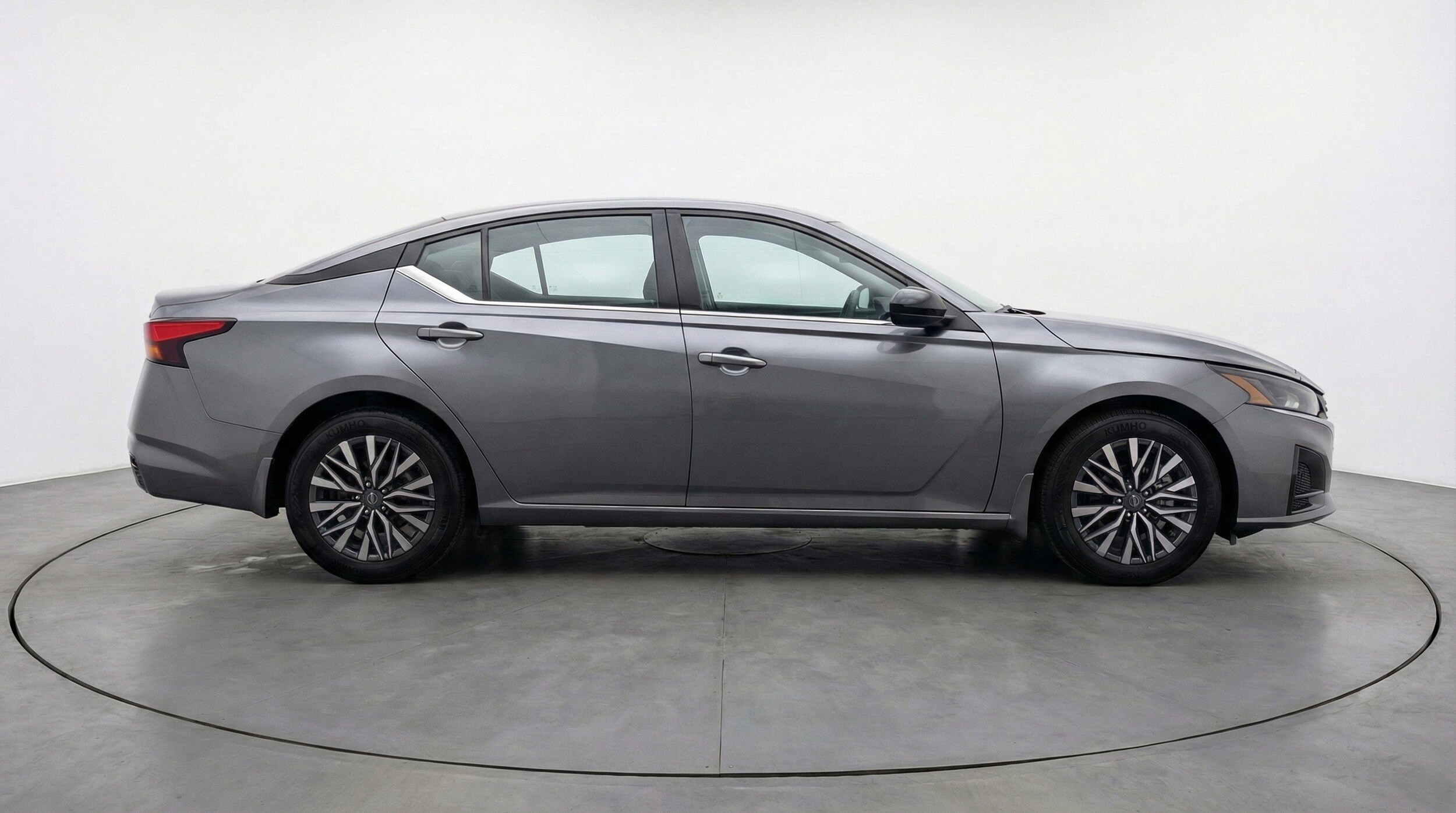 Thumbnail: 2025 Nissan Altima - 11