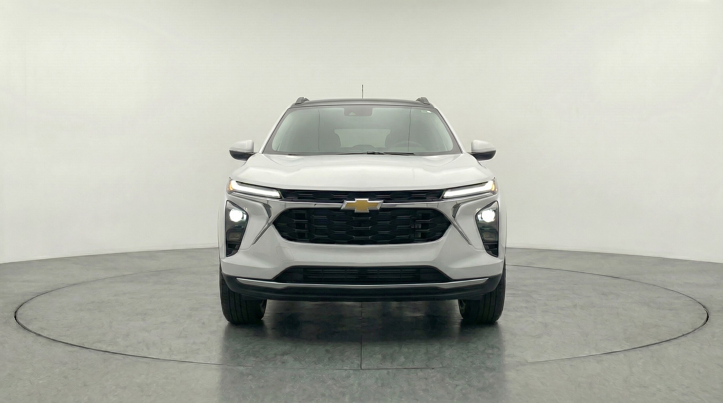 Thumbnail: 2025 Chevrolet Trax - 2