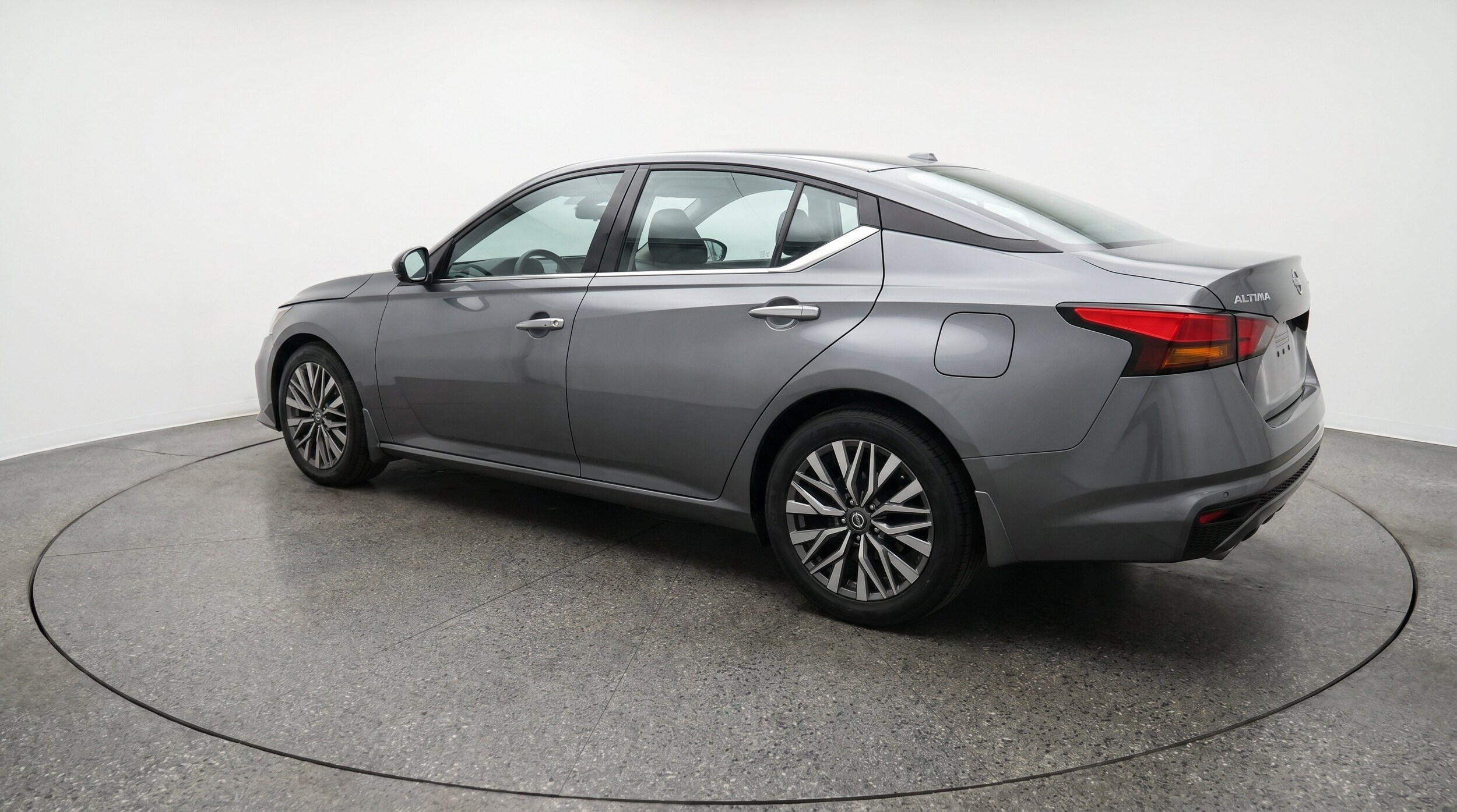 Thumbnail: 2025 Nissan Altima - 6