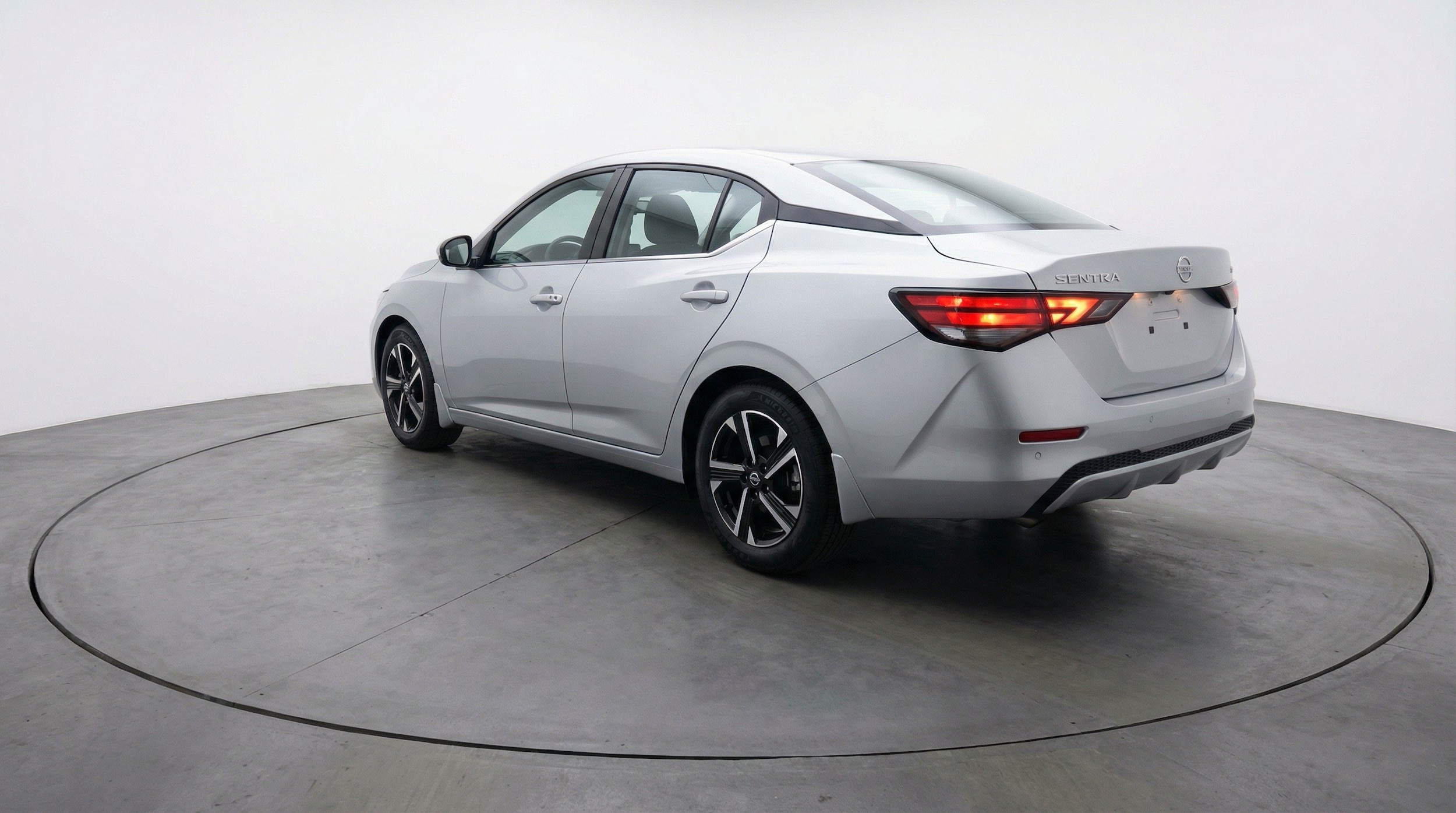 Thumbnail: 2025 Nissan Sentra - 6