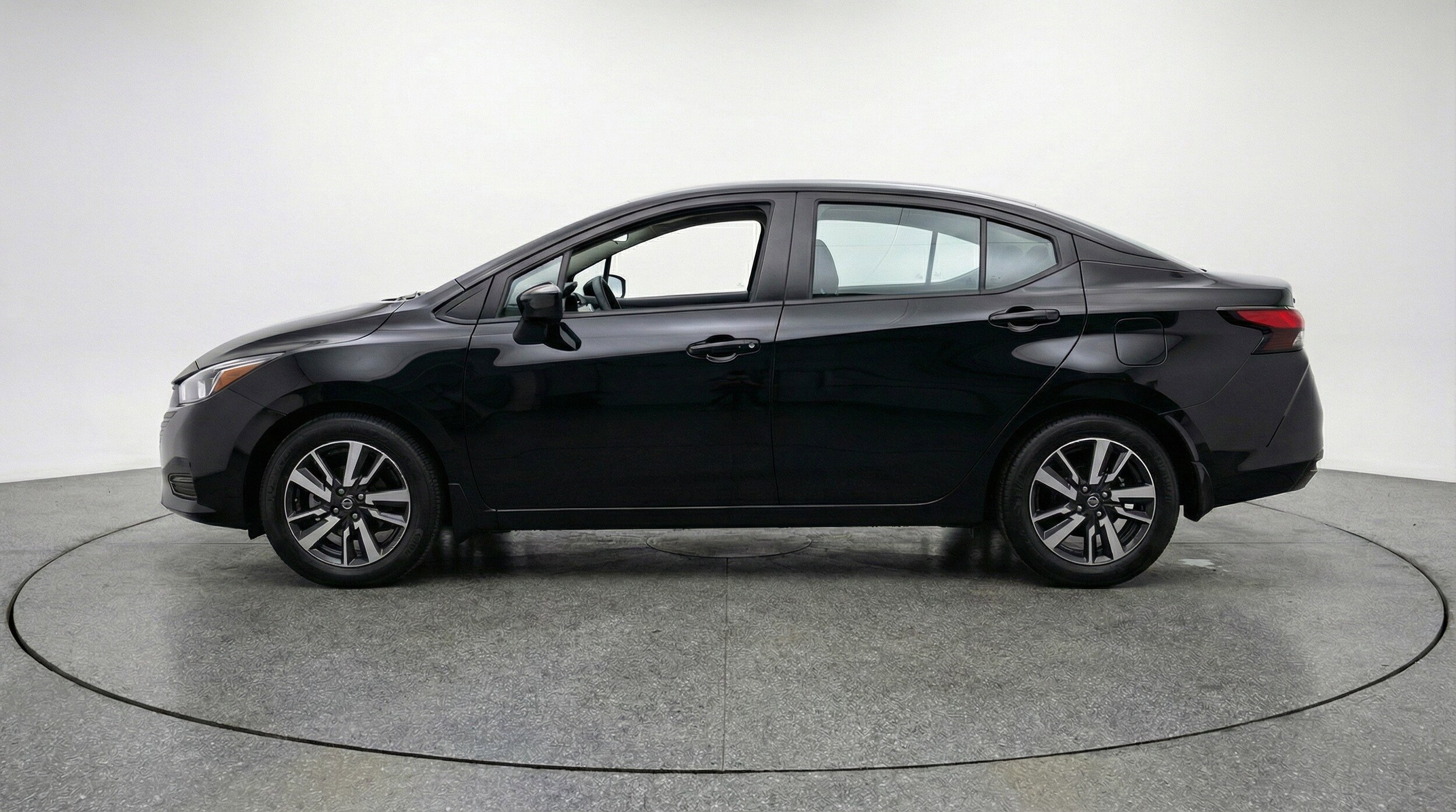 Thumbnail: 2025 Nissan Versa - 5