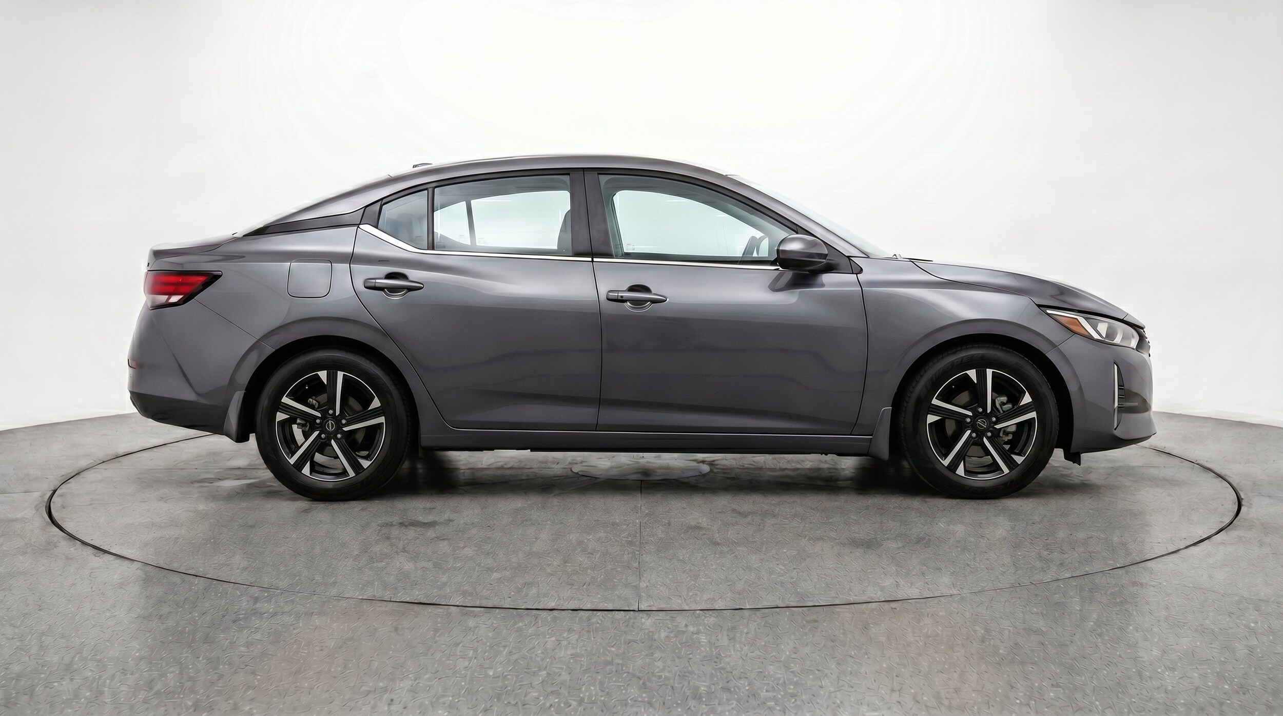 Thumbnail: 2025 Nissan Sentra - 11