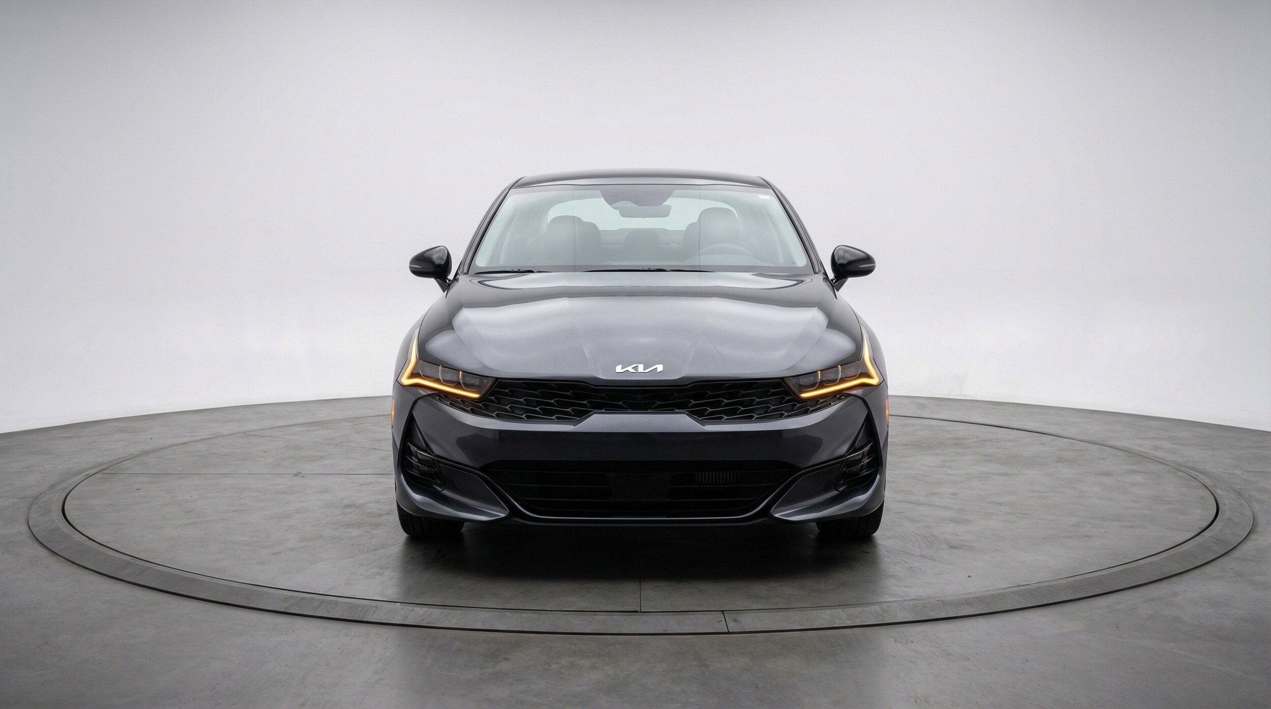 Thumbnail: 2025 Kia K5 - 2