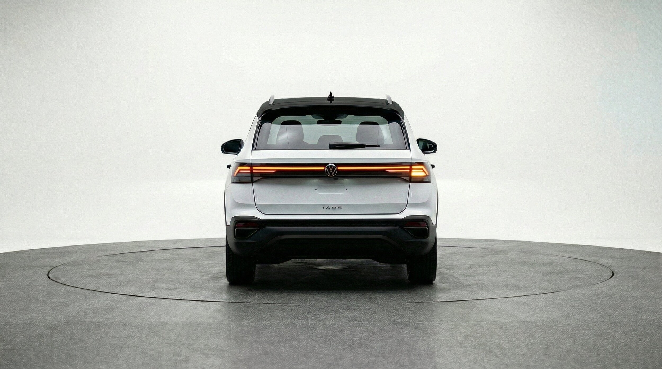Thumbnail: 2026 Volkswagen Taos - 7