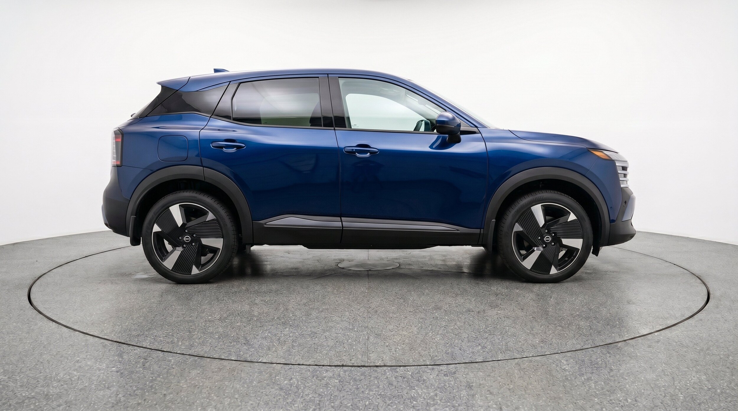Thumbnail: 2026 Nissan Kicks - 10