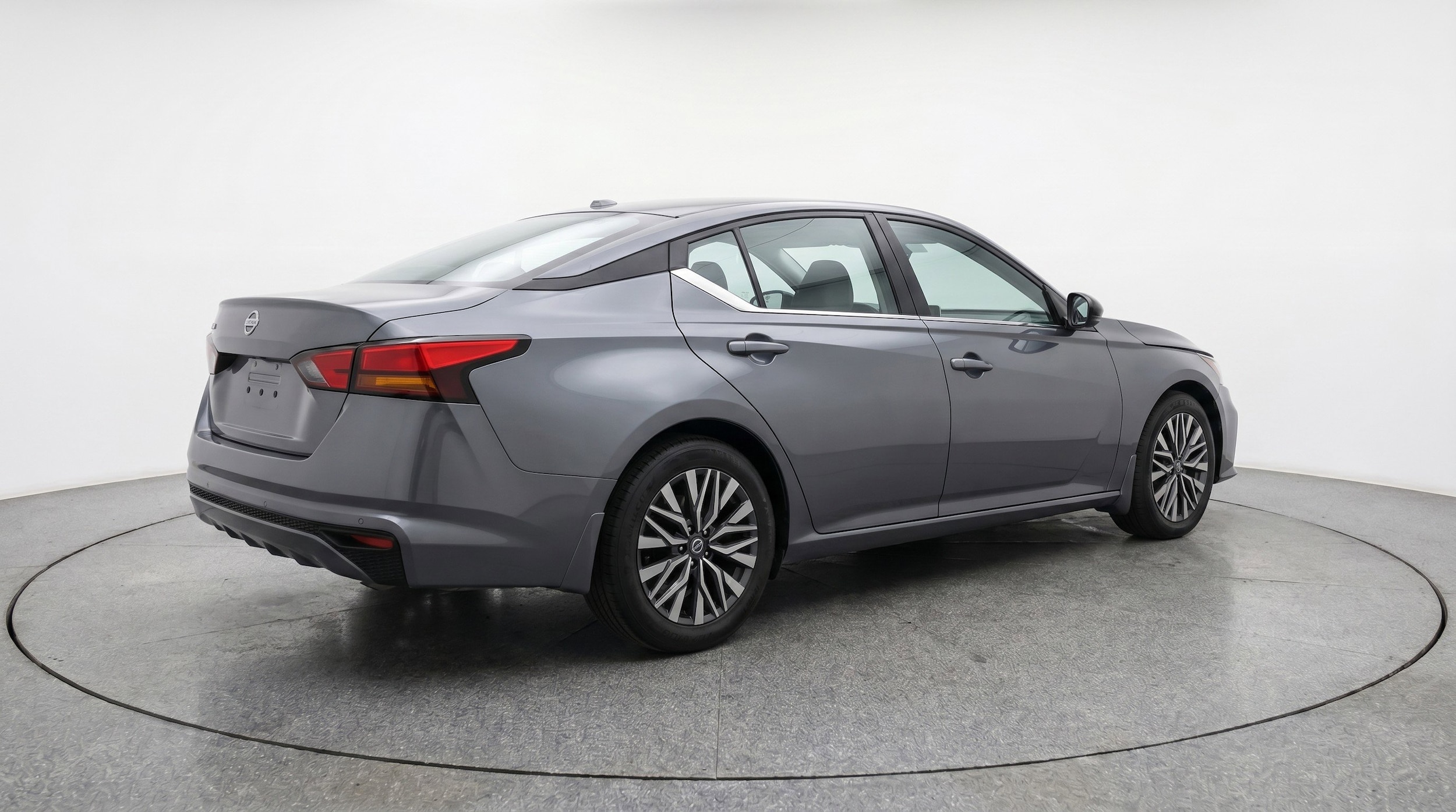 Thumbnail: 2025 Nissan Altima - 9