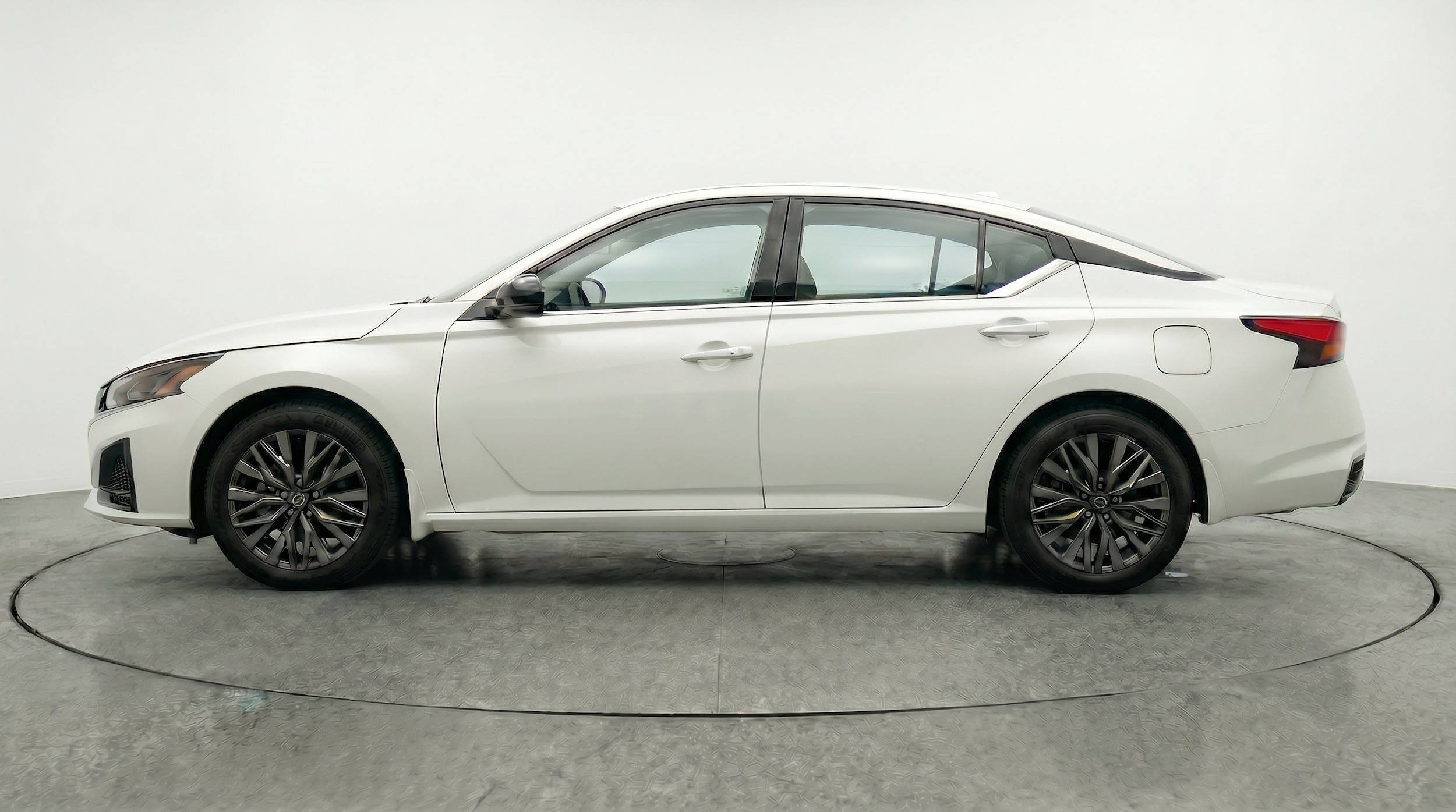 Thumbnail: 2026 Nissan Altima - 5