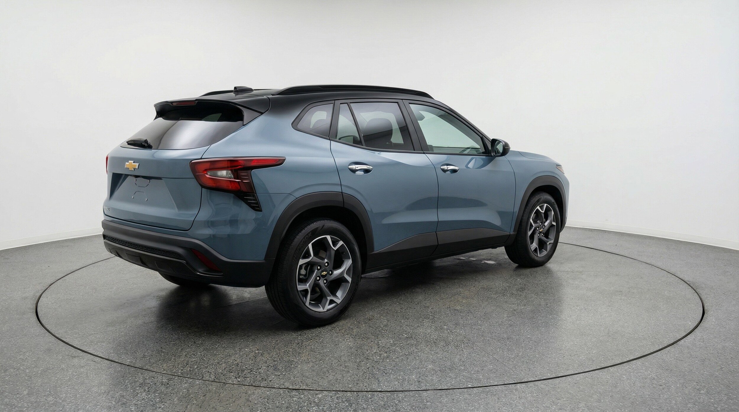 Thumbnail: 2025 Chevrolet Trax - 9