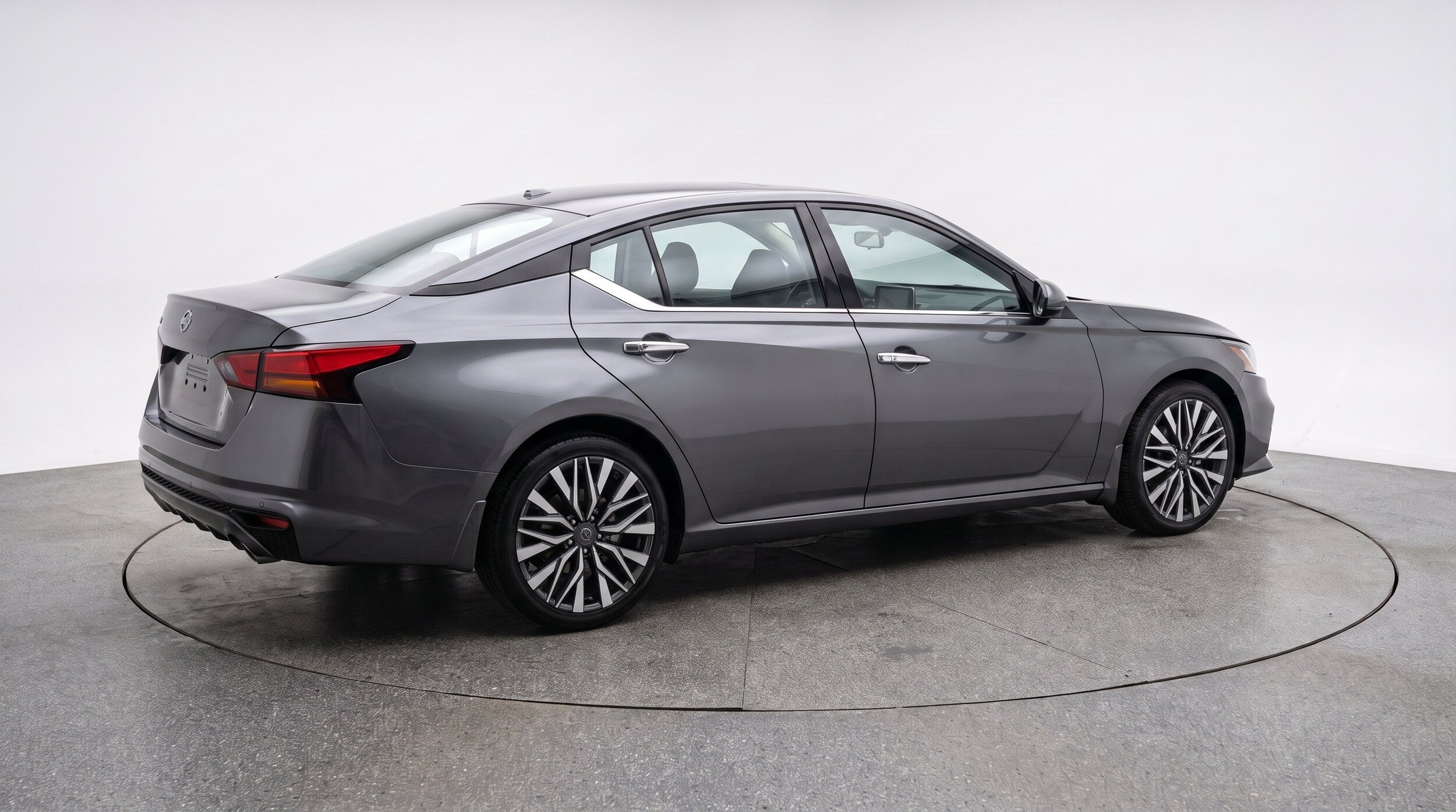 Thumbnail: 2025 Nissan Altima - 9