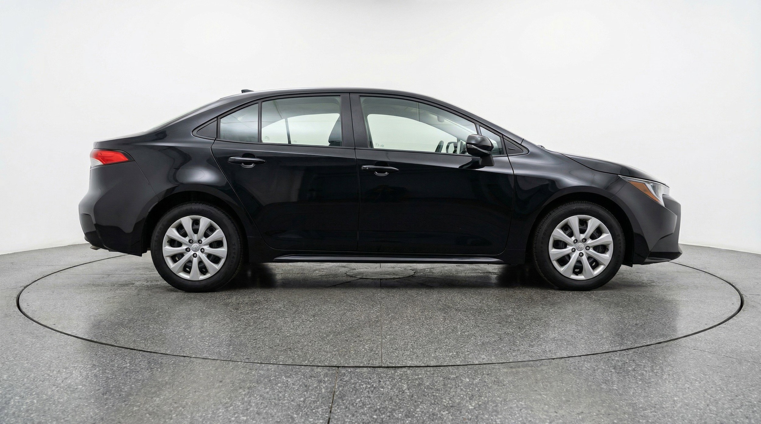 Thumbnail: 2025 Toyota Corolla - 11