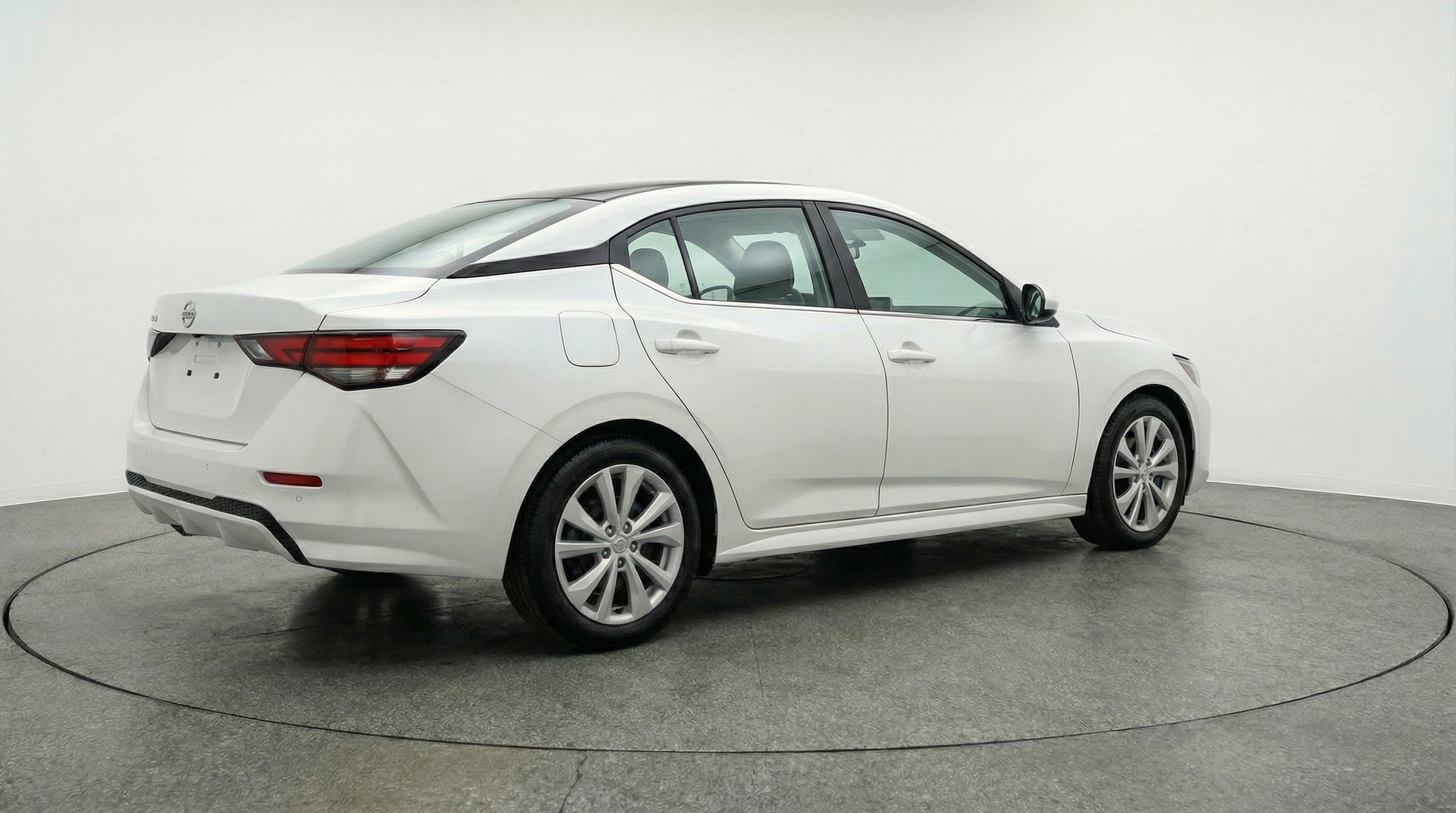 Thumbnail: 2025 Nissan Sentra - 9